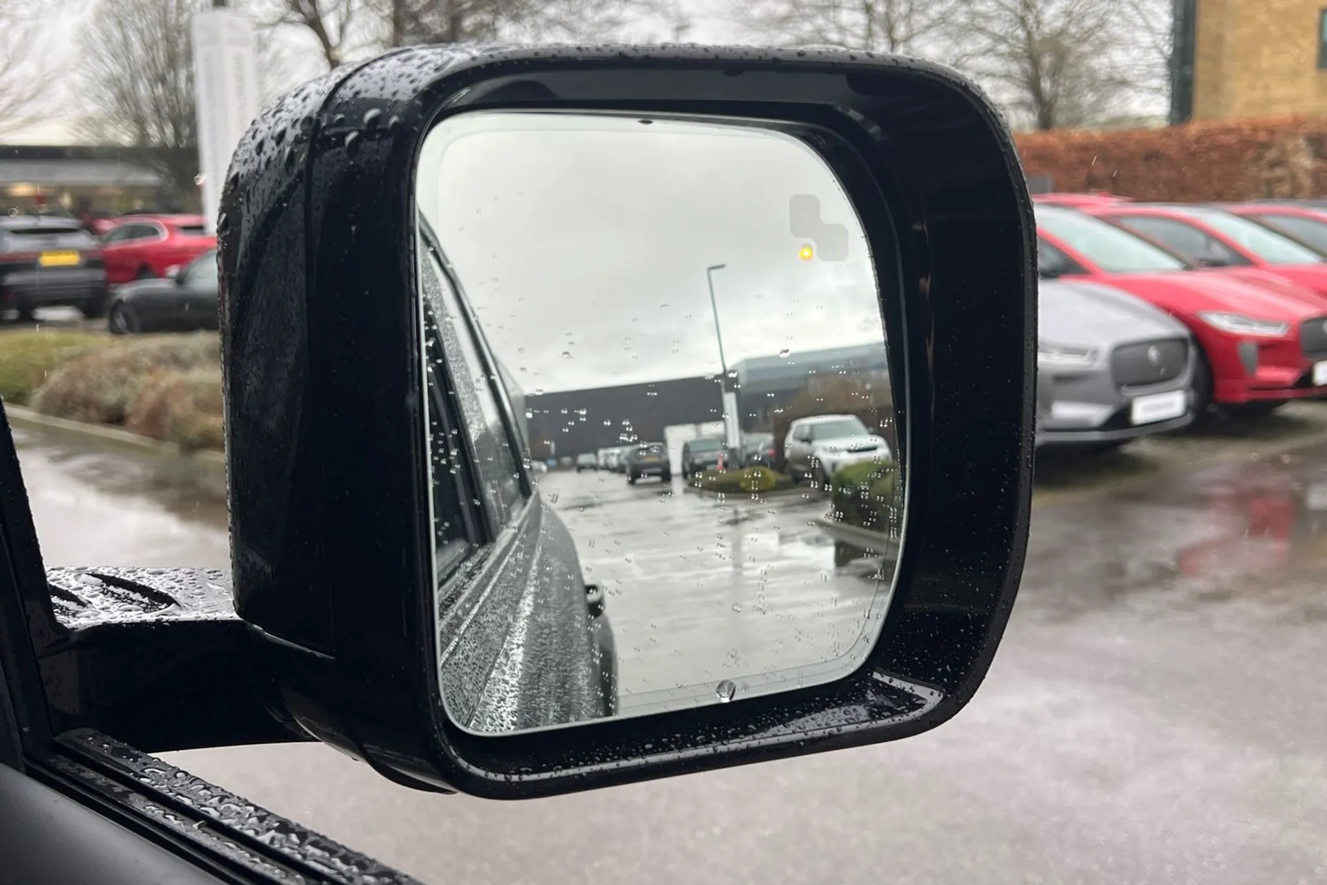 LAND ROVER DEFENDER thumbnail image number 17
