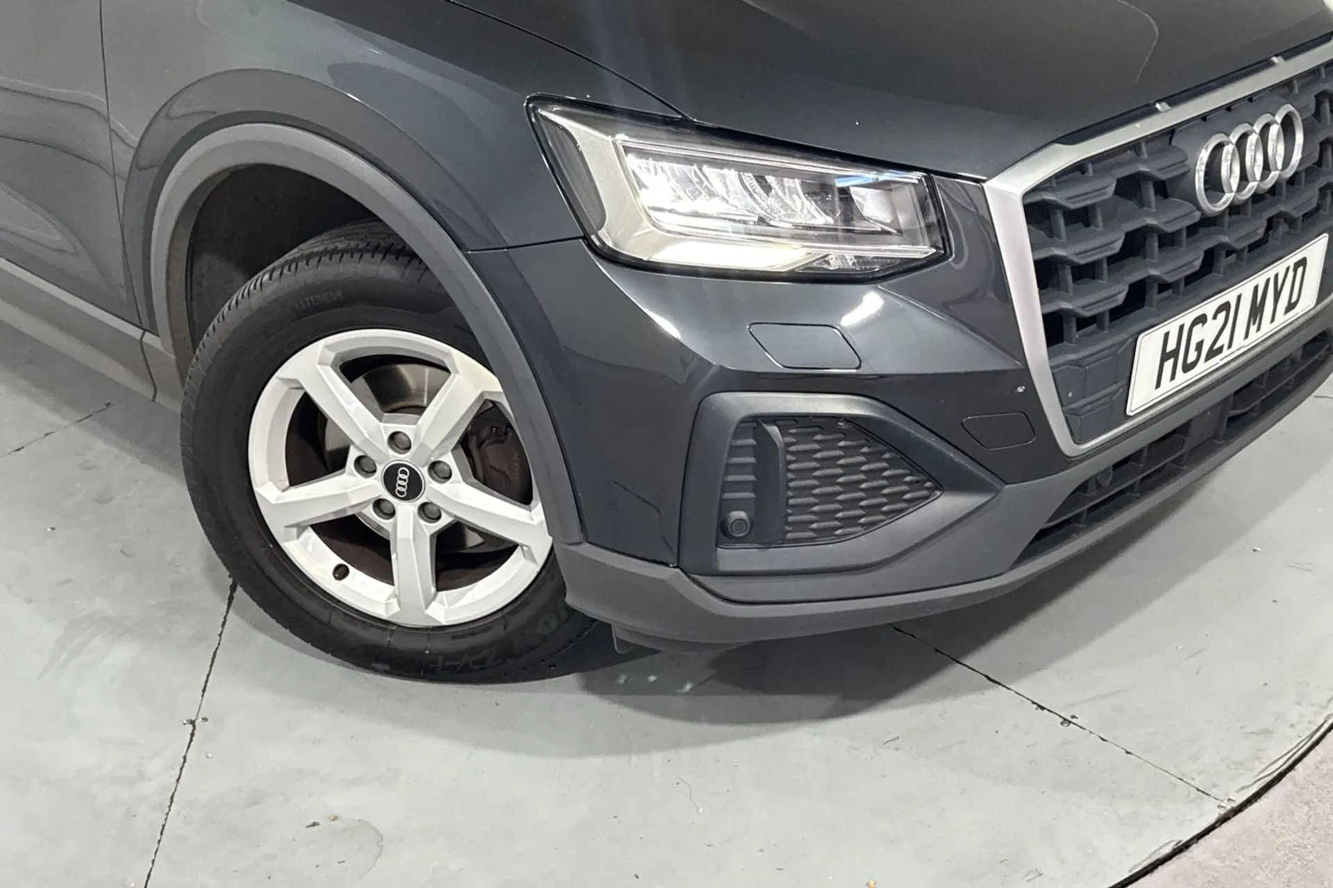 Audi Q2 thumbnail image number 5