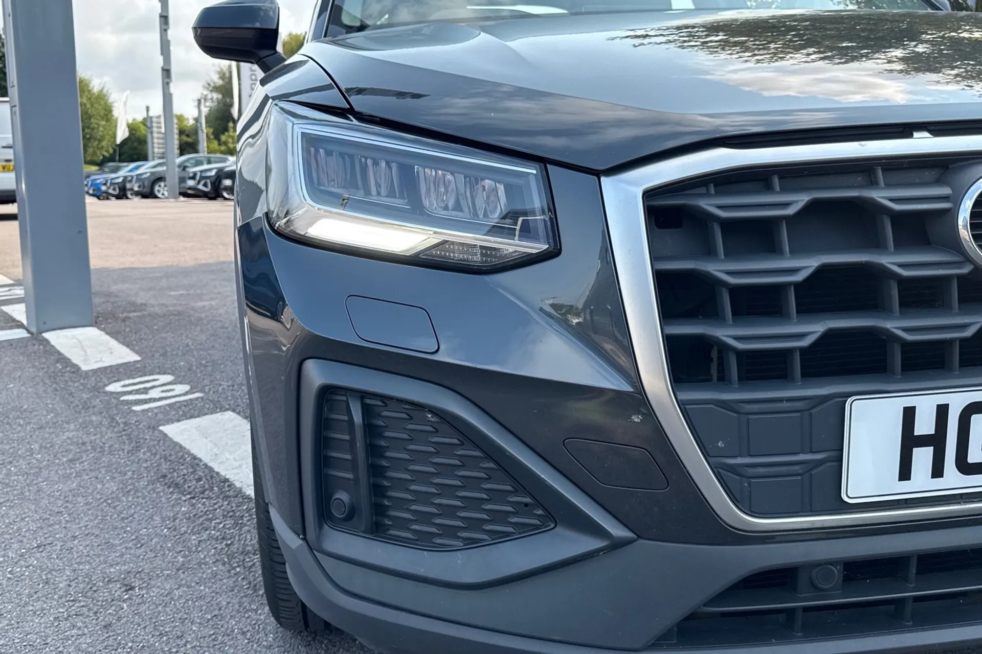 Audi Q2 thumbnail image number 23
