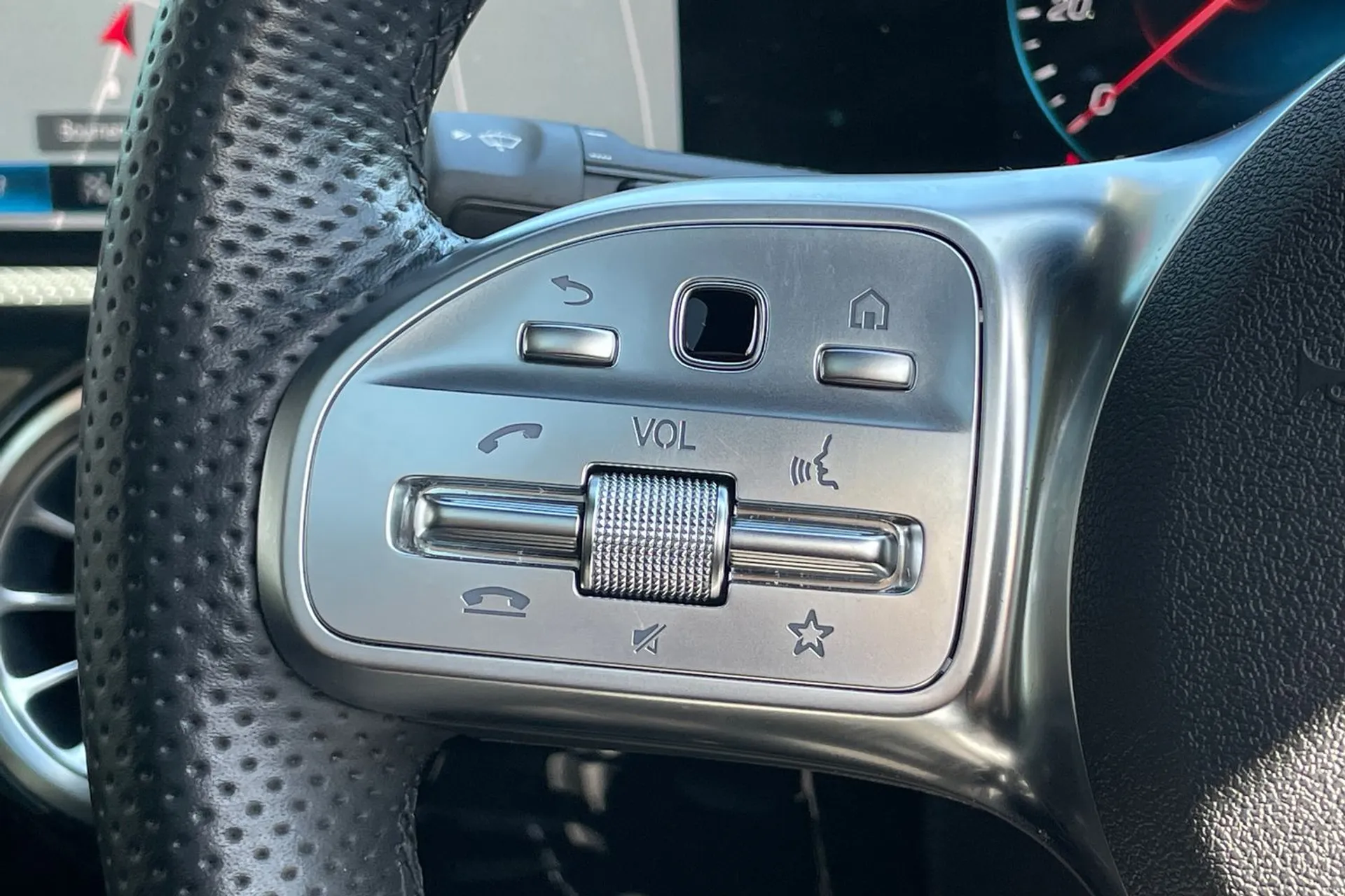 MERCEDES-BENZ A CLASS thumbnail image number 37