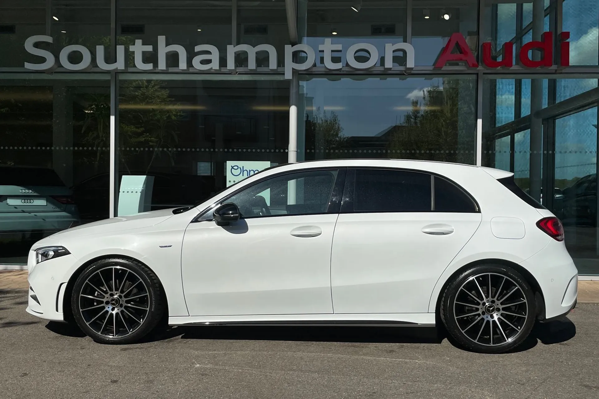 MERCEDES-BENZ A CLASS thumbnail image number 9