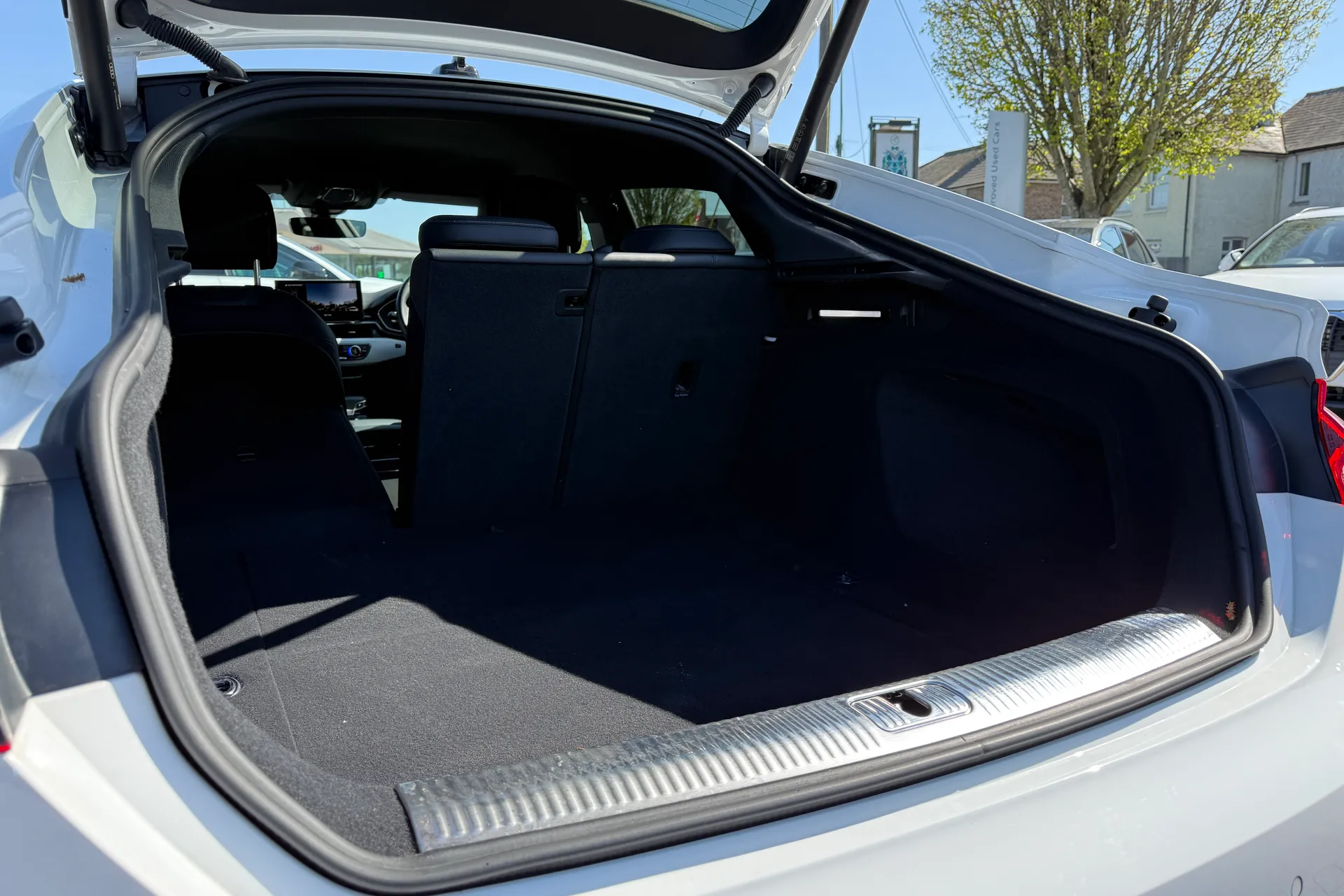 Audi A5 thumbnail image number 32