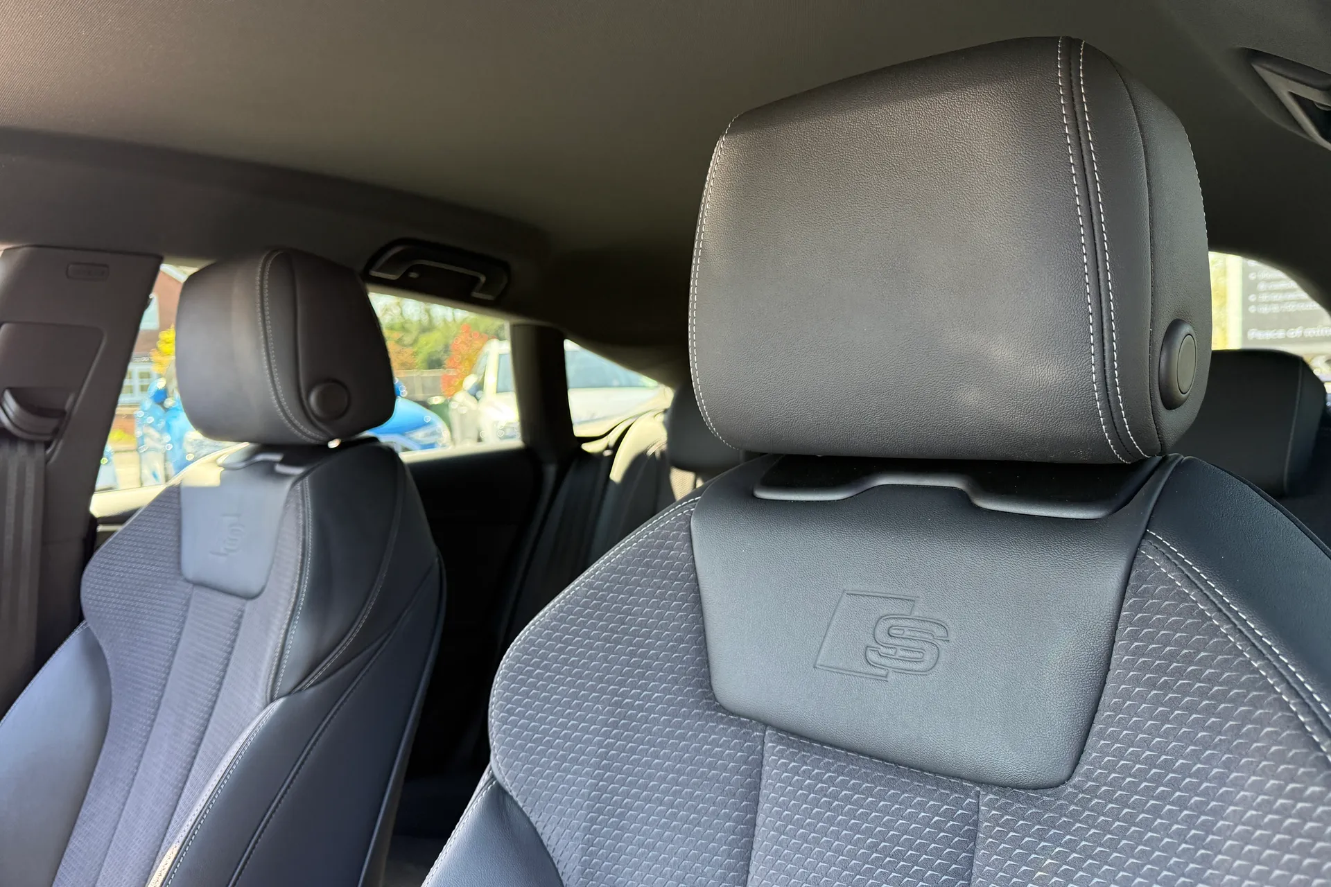 Audi A5 thumbnail image number 27