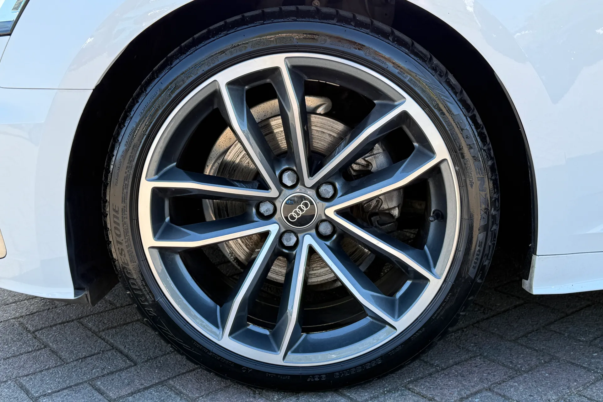 Audi A5 thumbnail image number 45