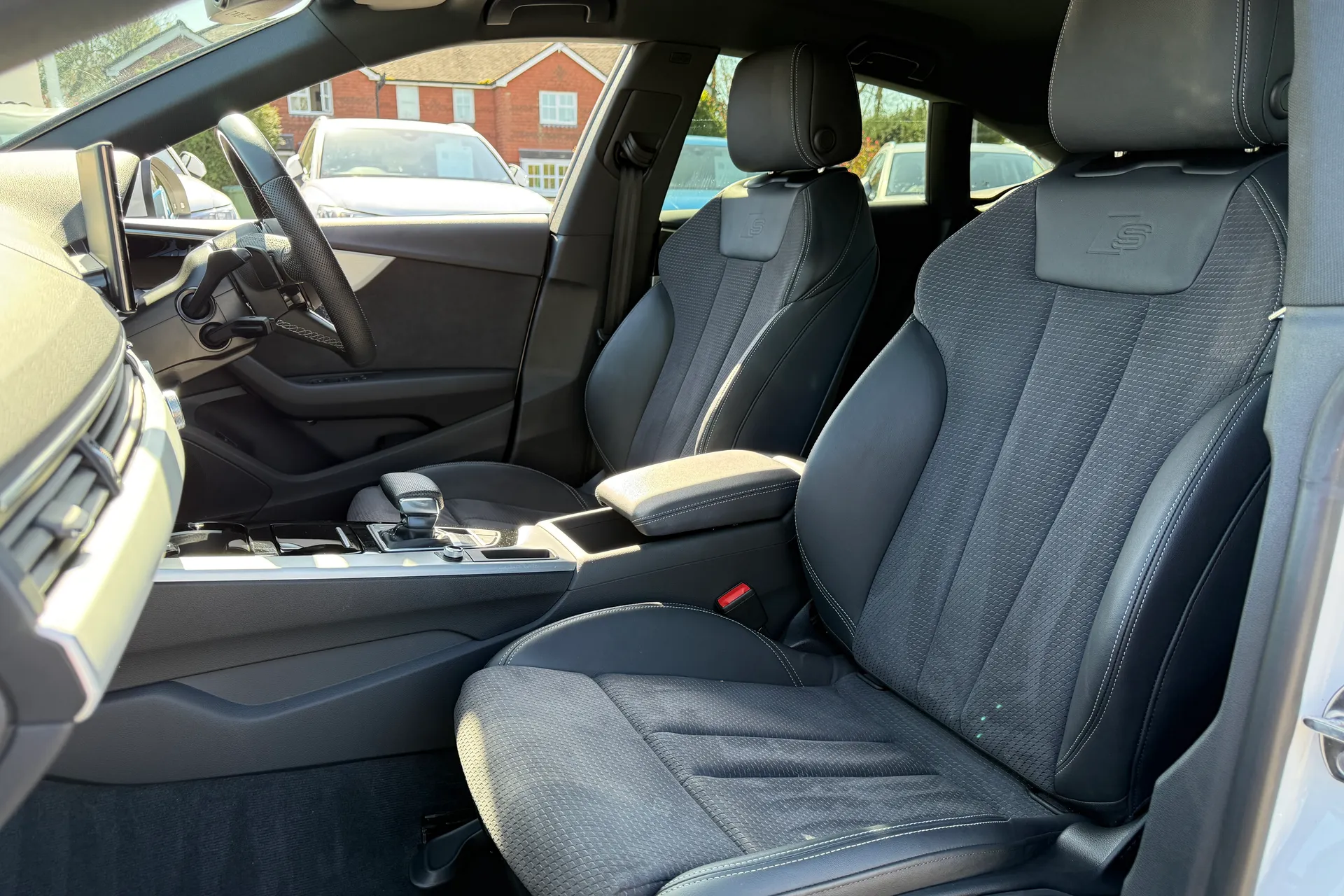 Audi A5 thumbnail image number 26