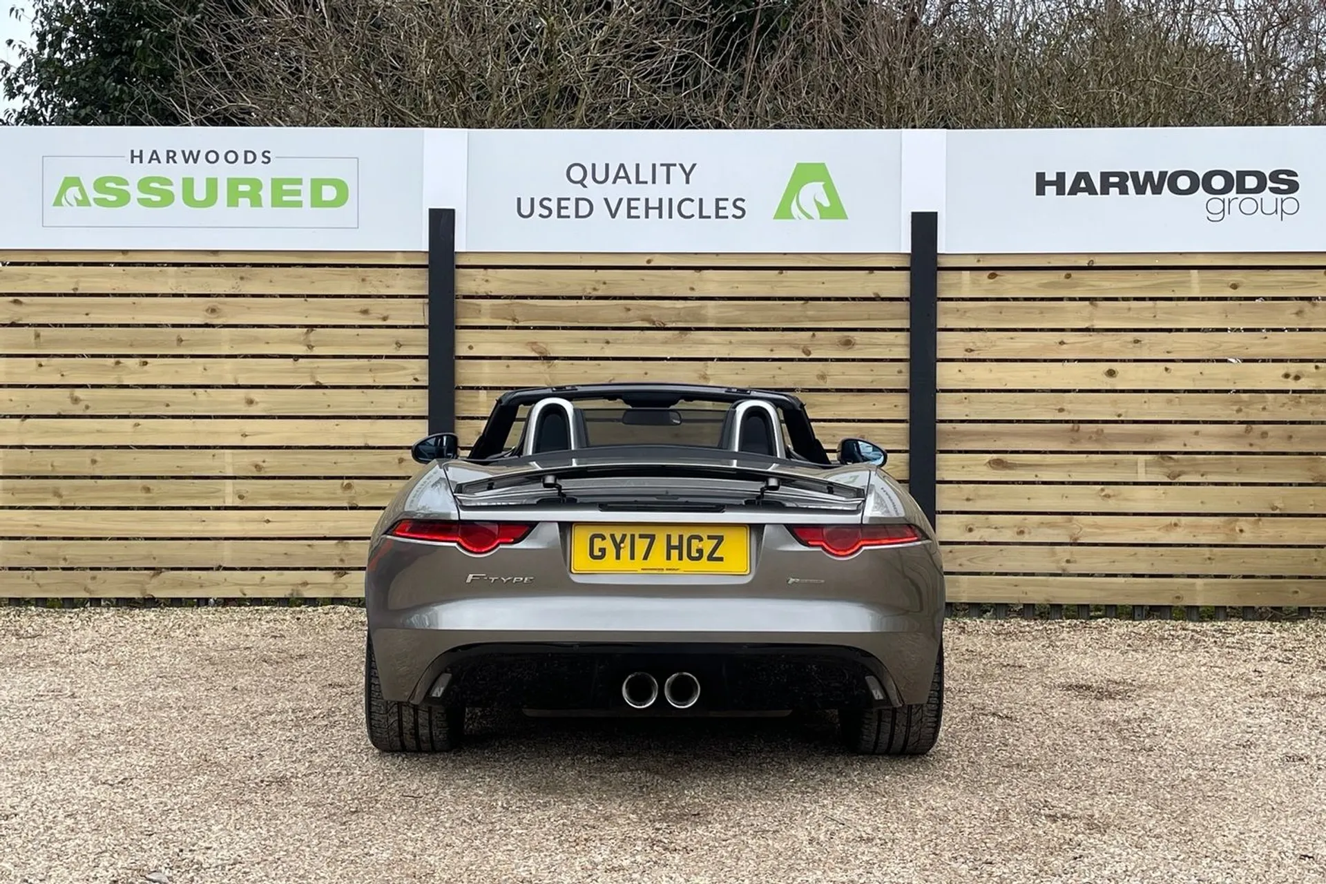 Jaguar F-TYPE thumbnail image number 9
