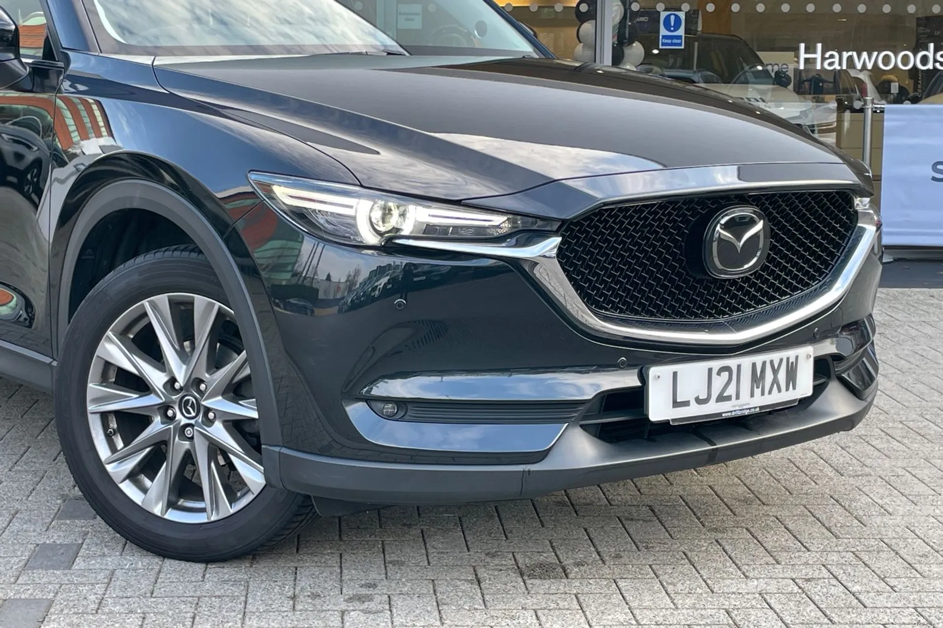 MAZDA CX-5 thumbnail image number 5