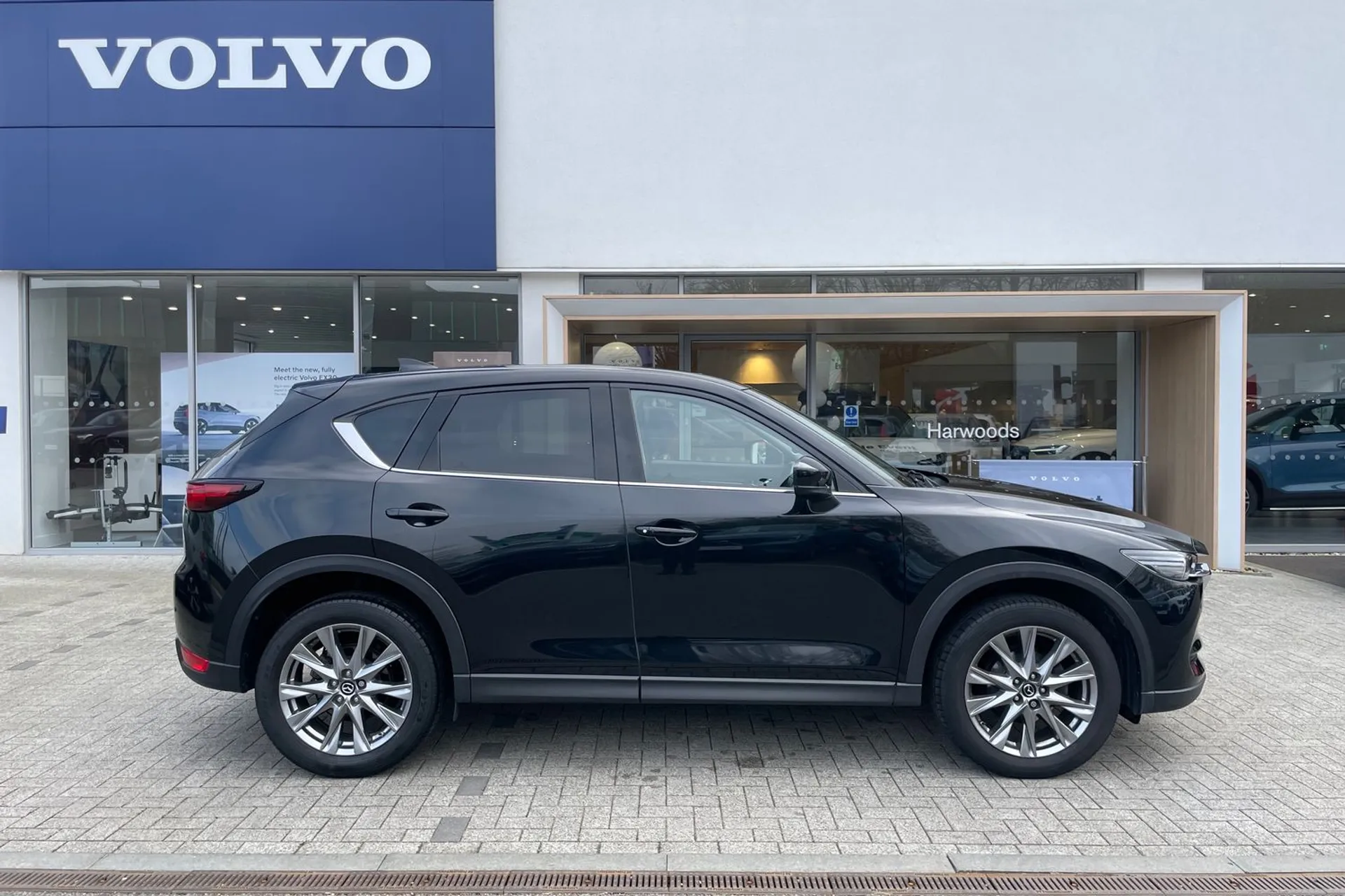 MAZDA CX-5 thumbnail image number 2