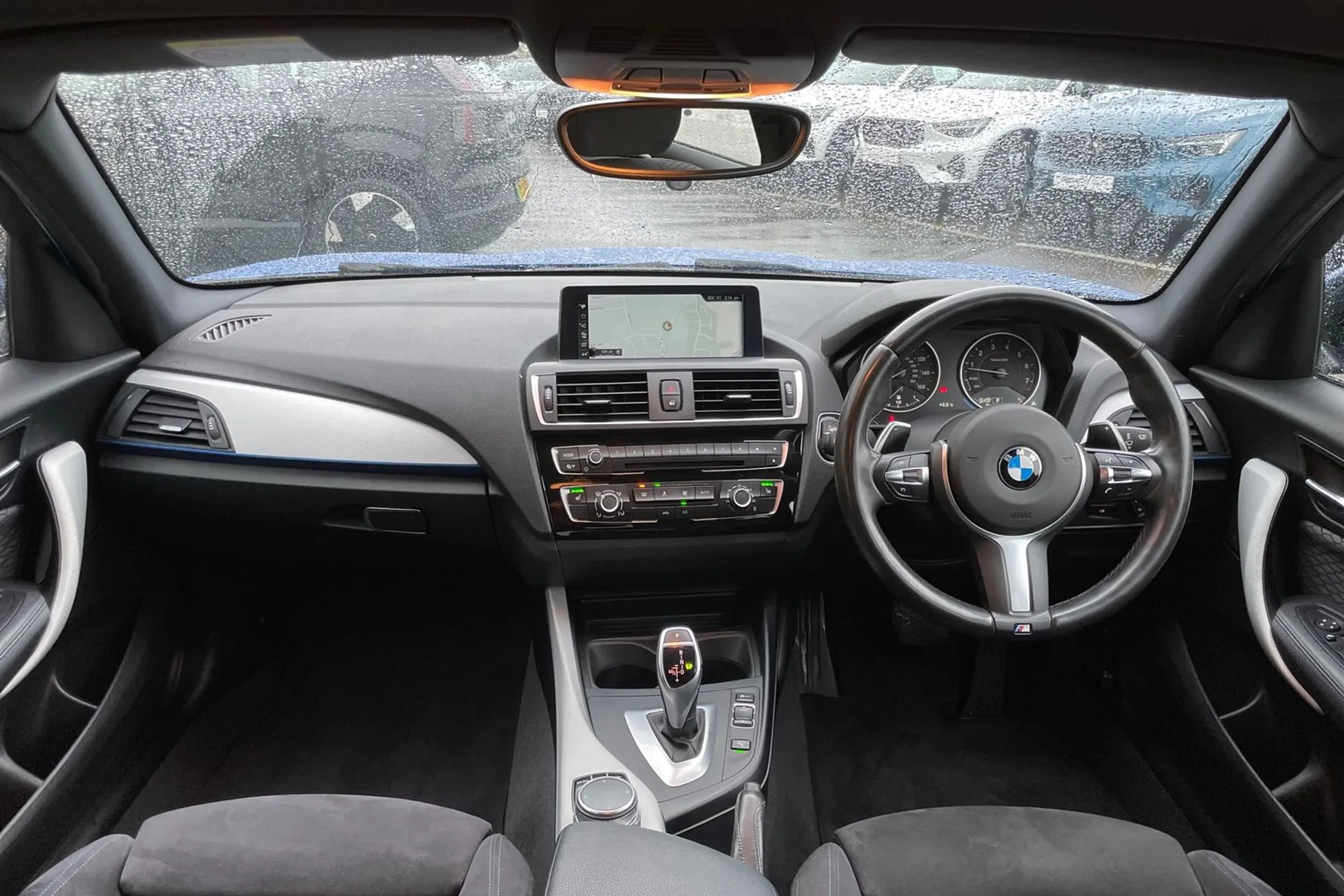 BMW 1 SERIES thumbnail image number 3