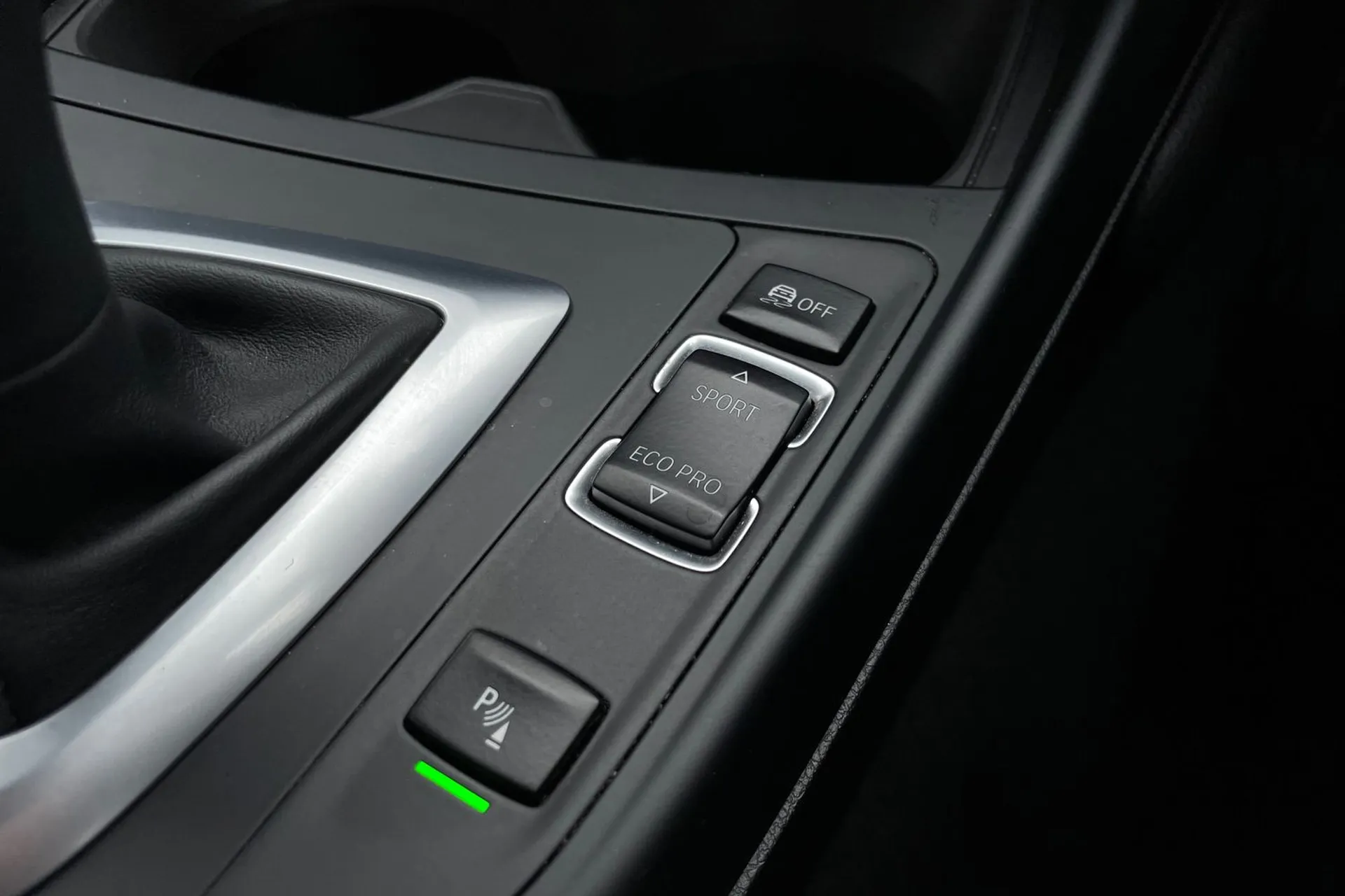 BMW 1 SERIES thumbnail image number 44