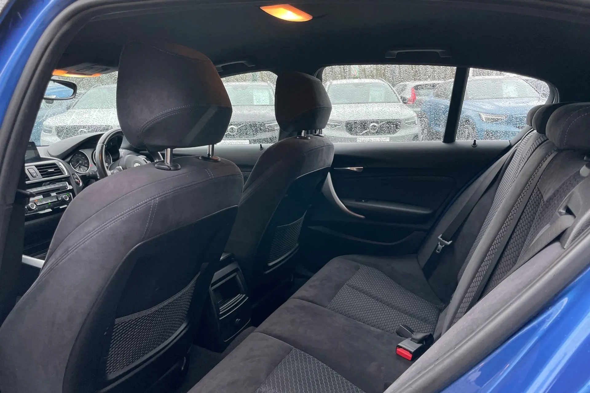 BMW 1 SERIES thumbnail image number 30