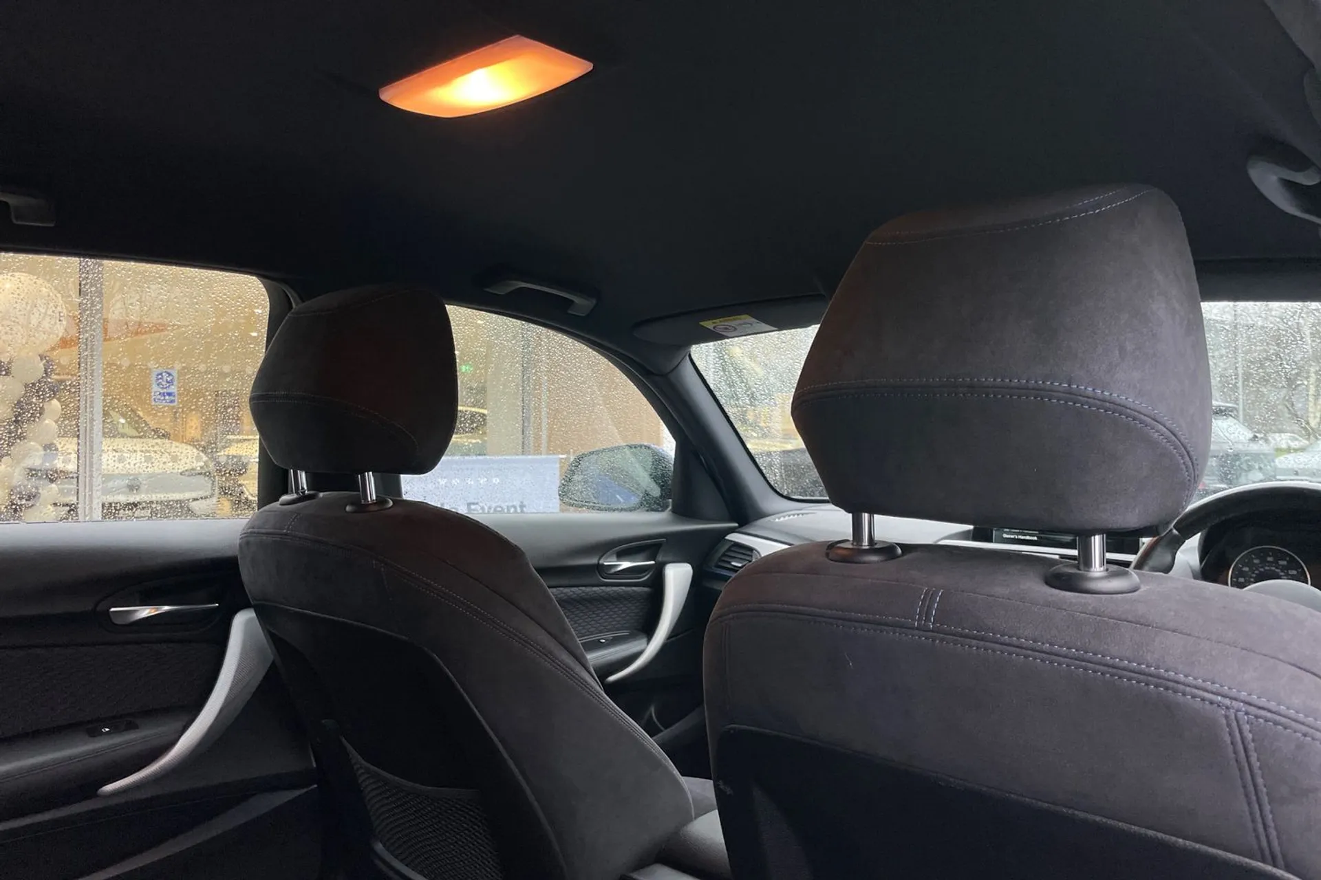 BMW 1 SERIES thumbnail image number 23