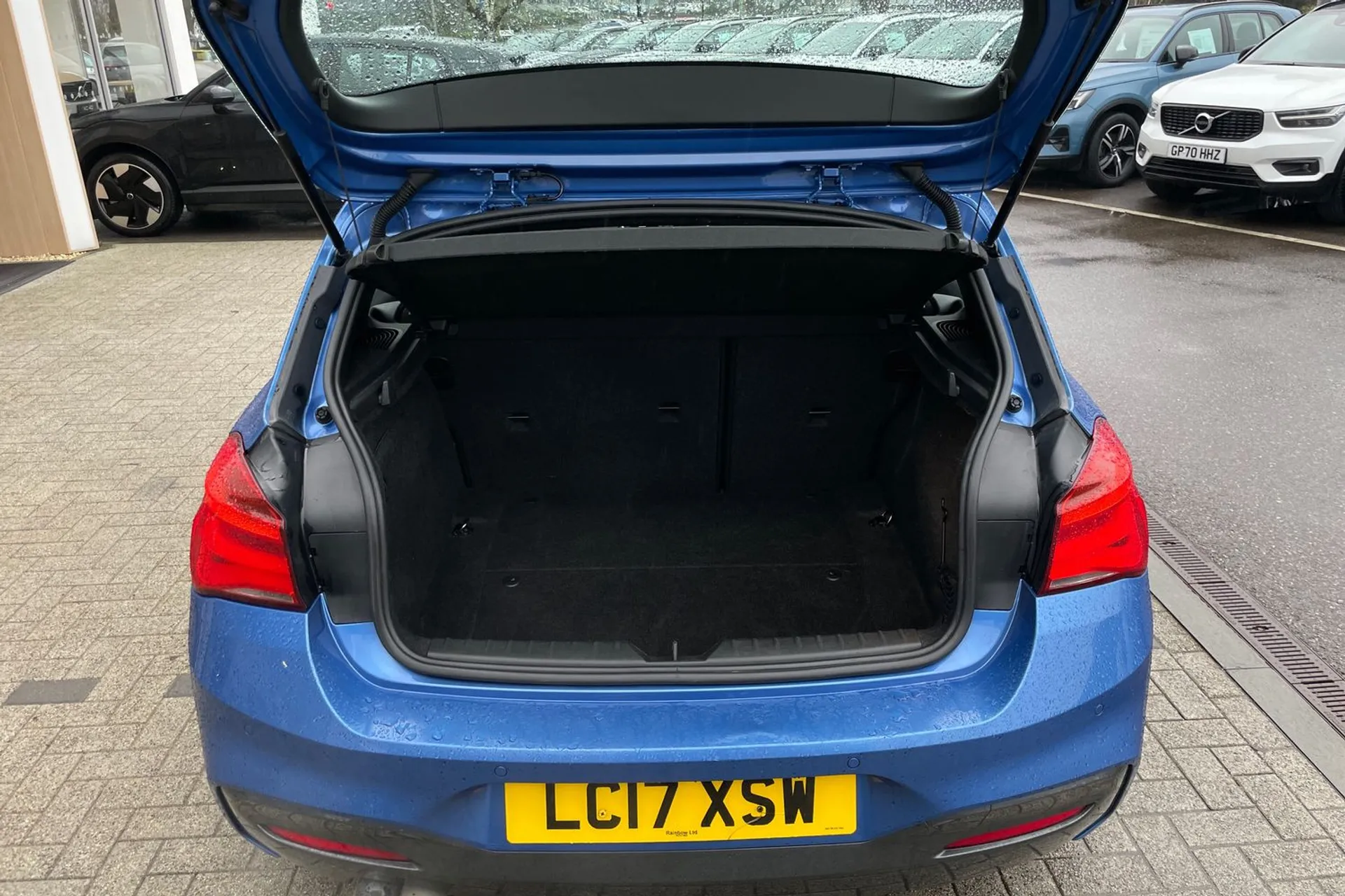 BMW 1 SERIES thumbnail image number 19