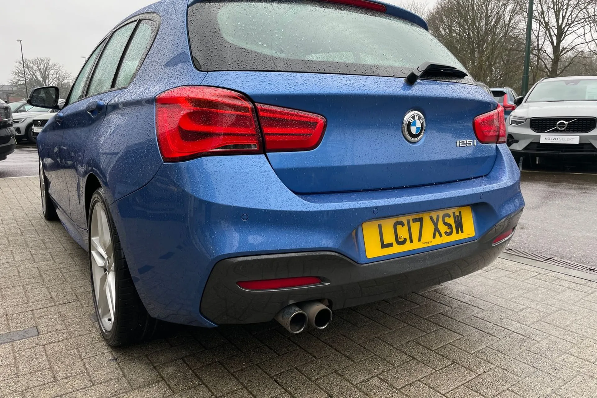 BMW 1 SERIES thumbnail image number 17