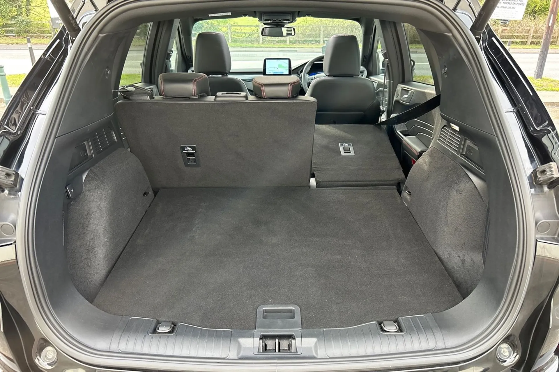 FORD KUGA thumbnail image number 36