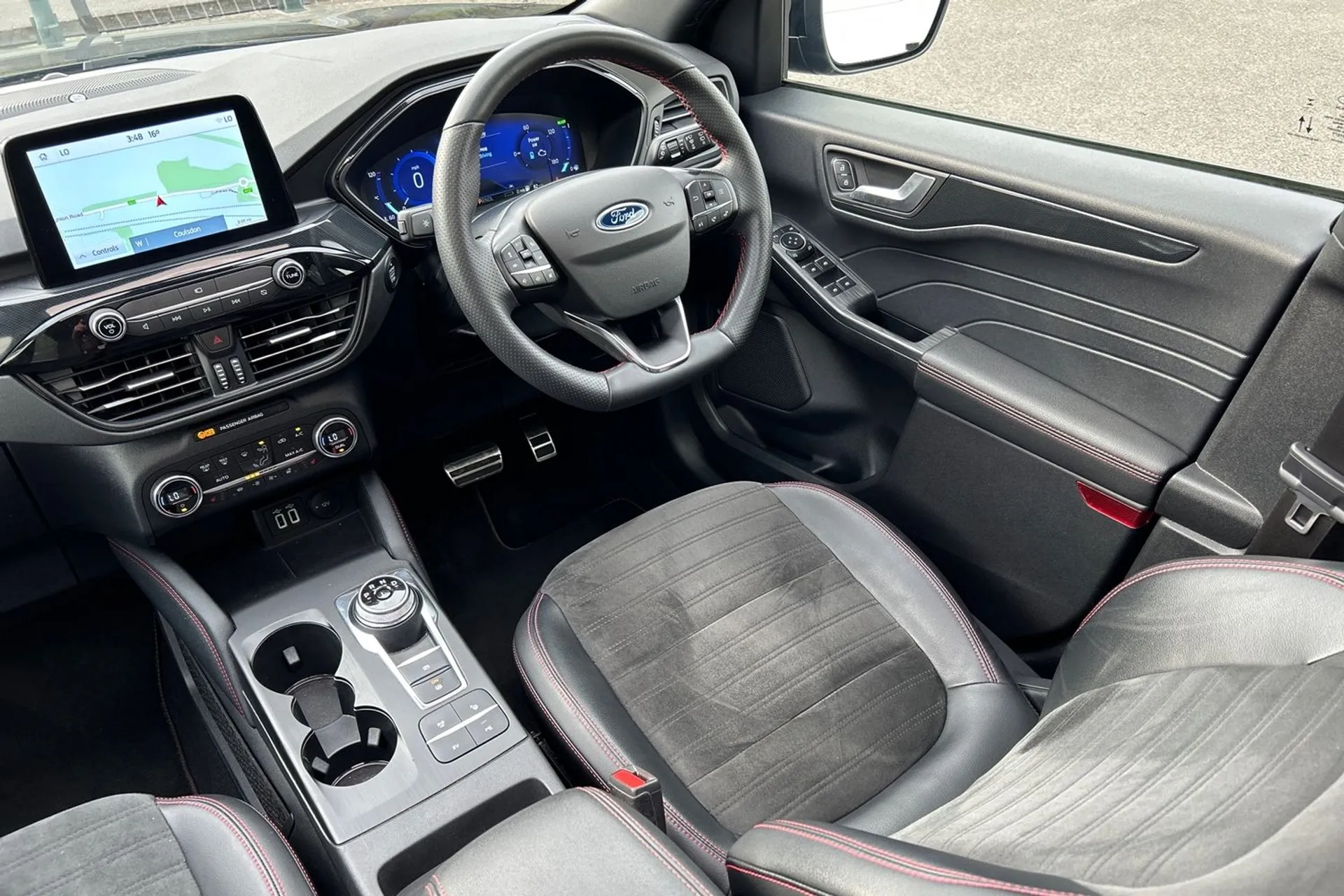 FORD KUGA thumbnail image number 40