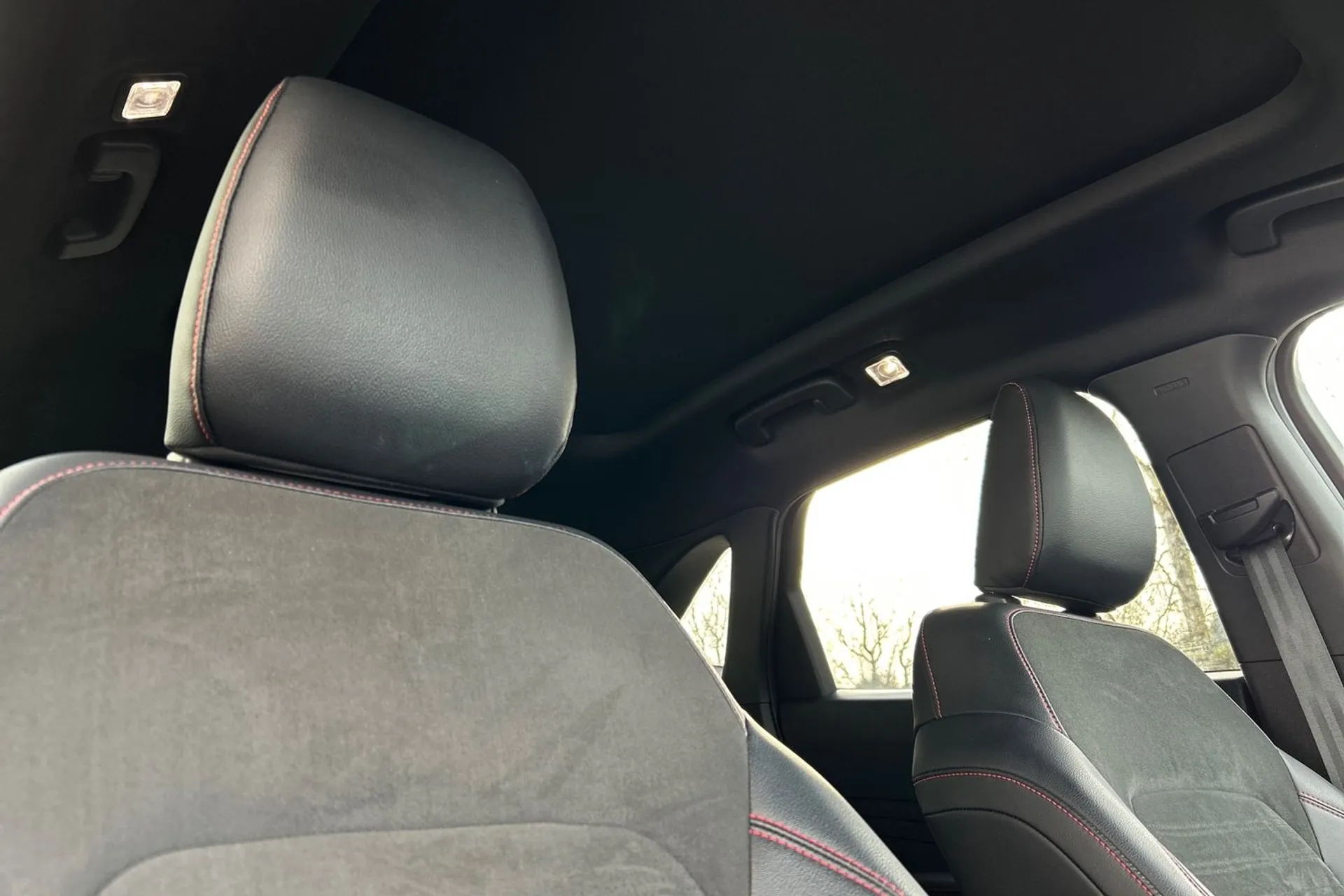 FORD KUGA thumbnail image number 56