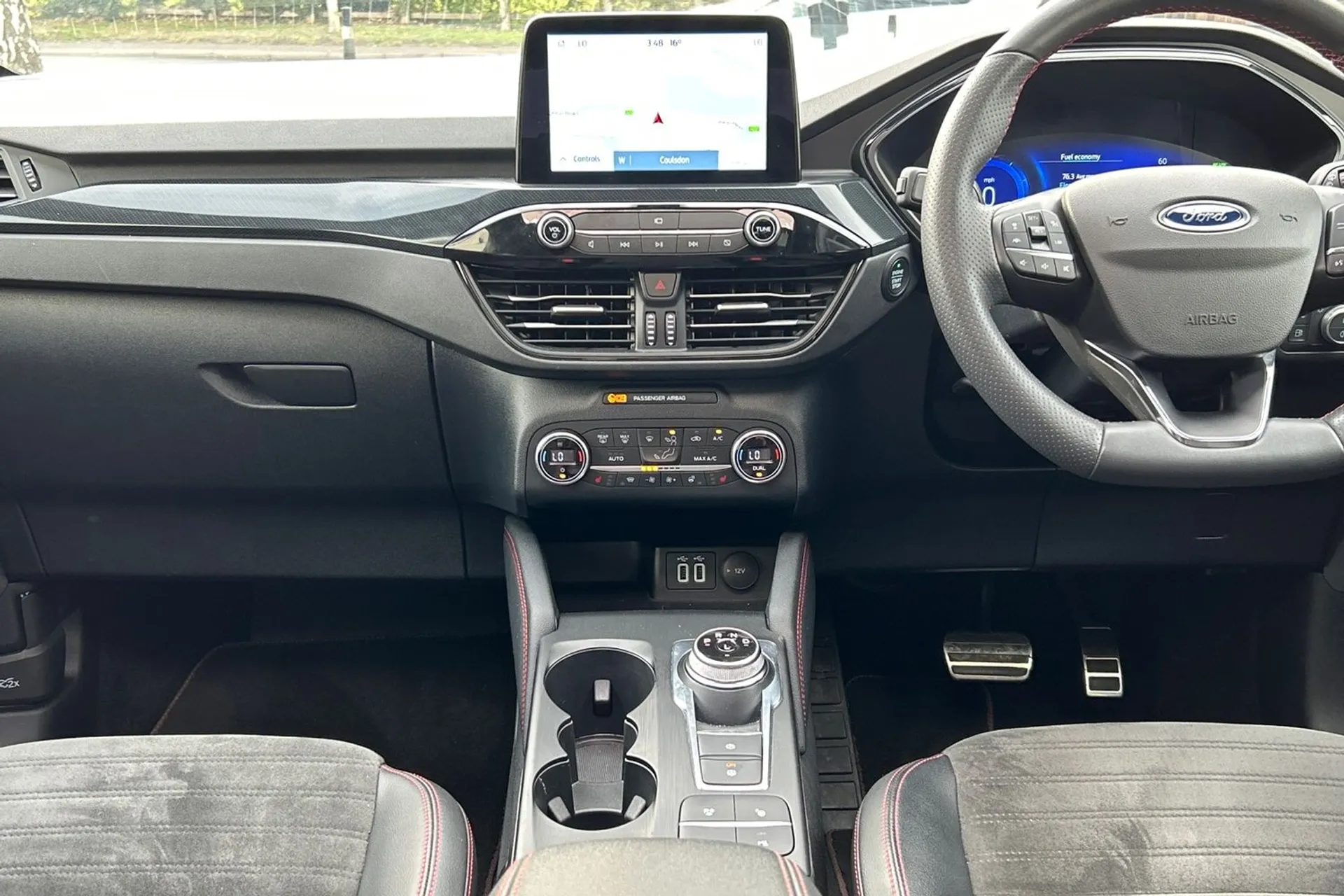 FORD KUGA thumbnail image number 39