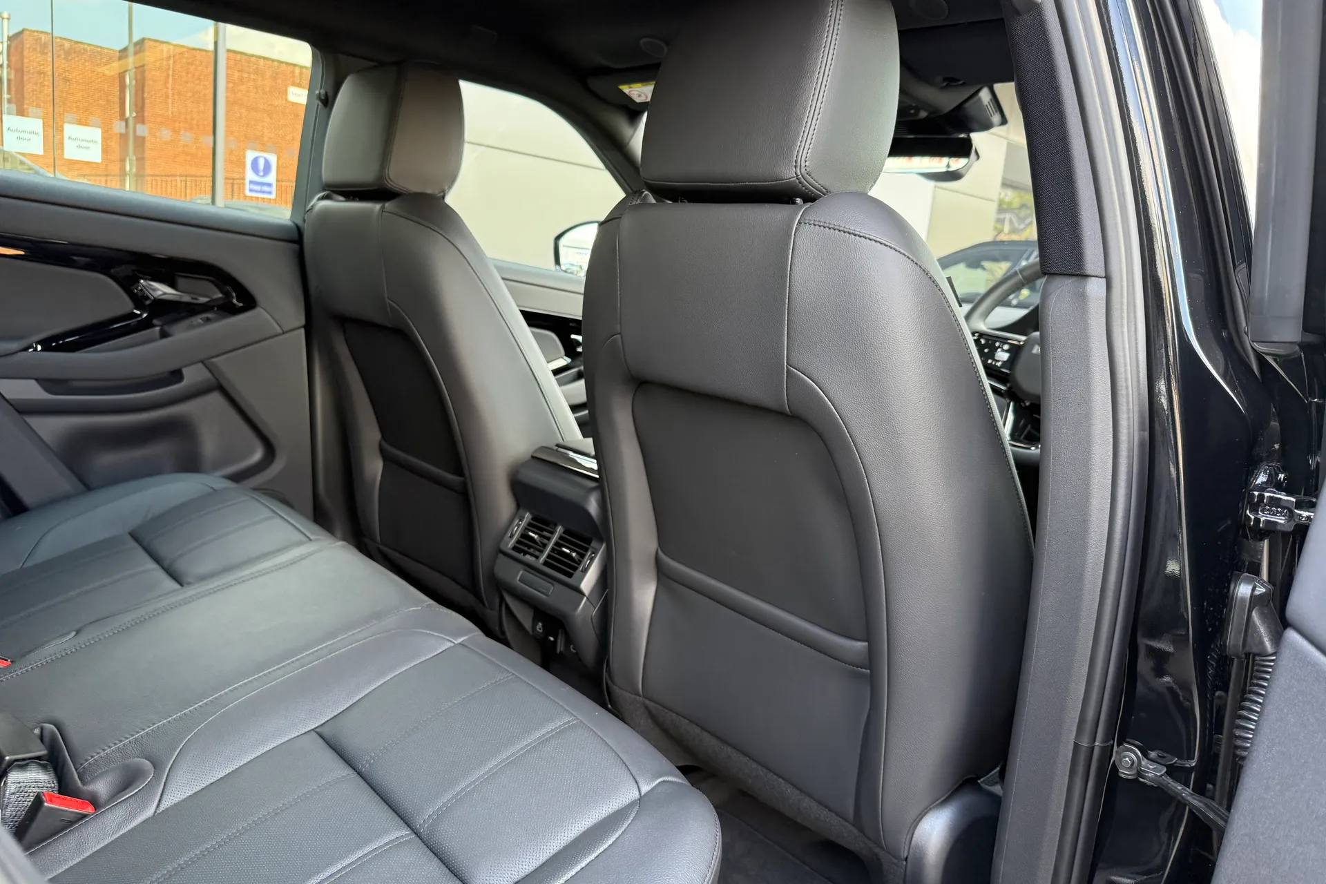 LAND ROVER RANGE ROVER EVOQUE thumbnail image number 34