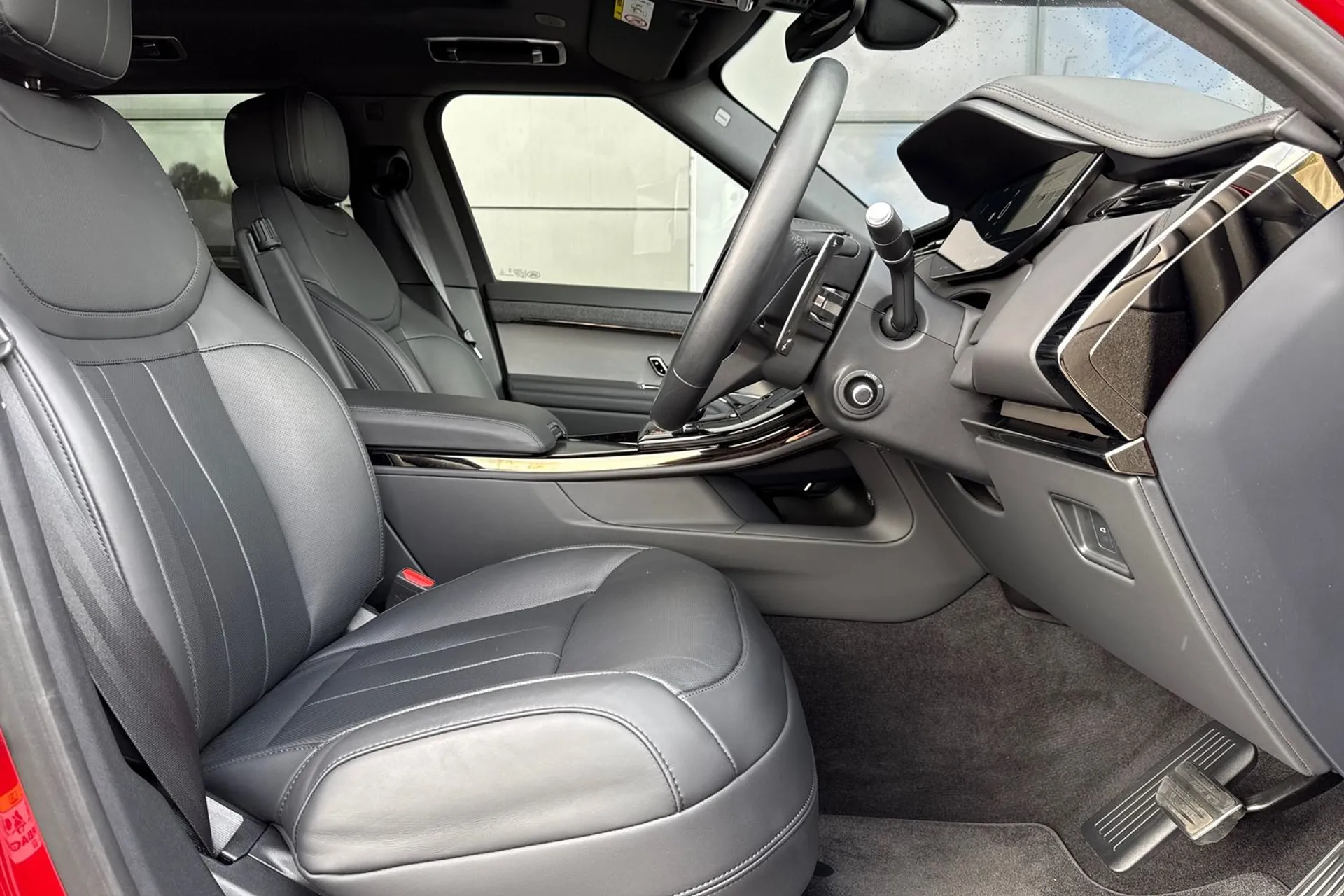 LAND ROVER RANGE ROVER SPORT thumbnail image number 19