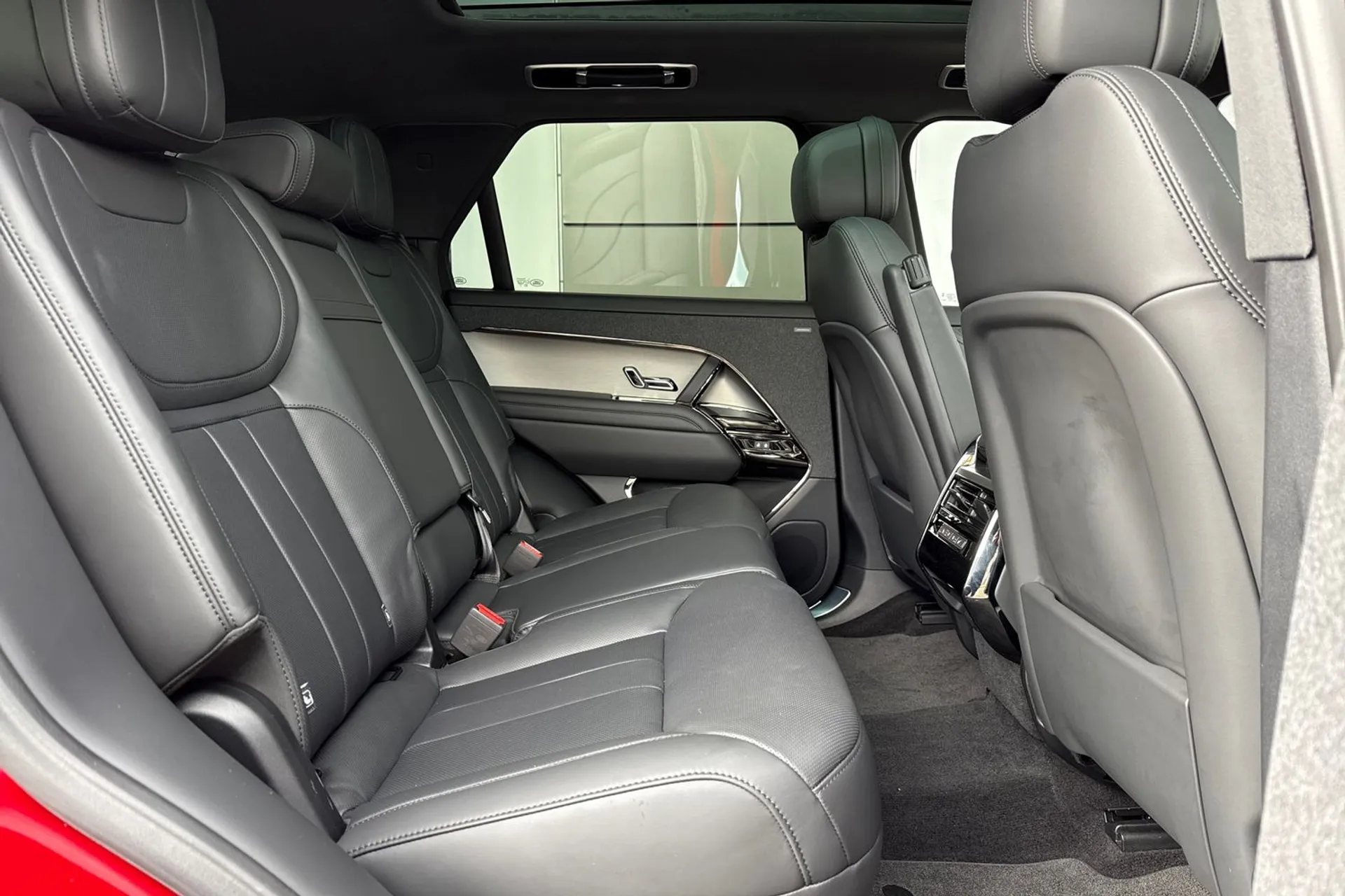 LAND ROVER RANGE ROVER SPORT thumbnail image number 21