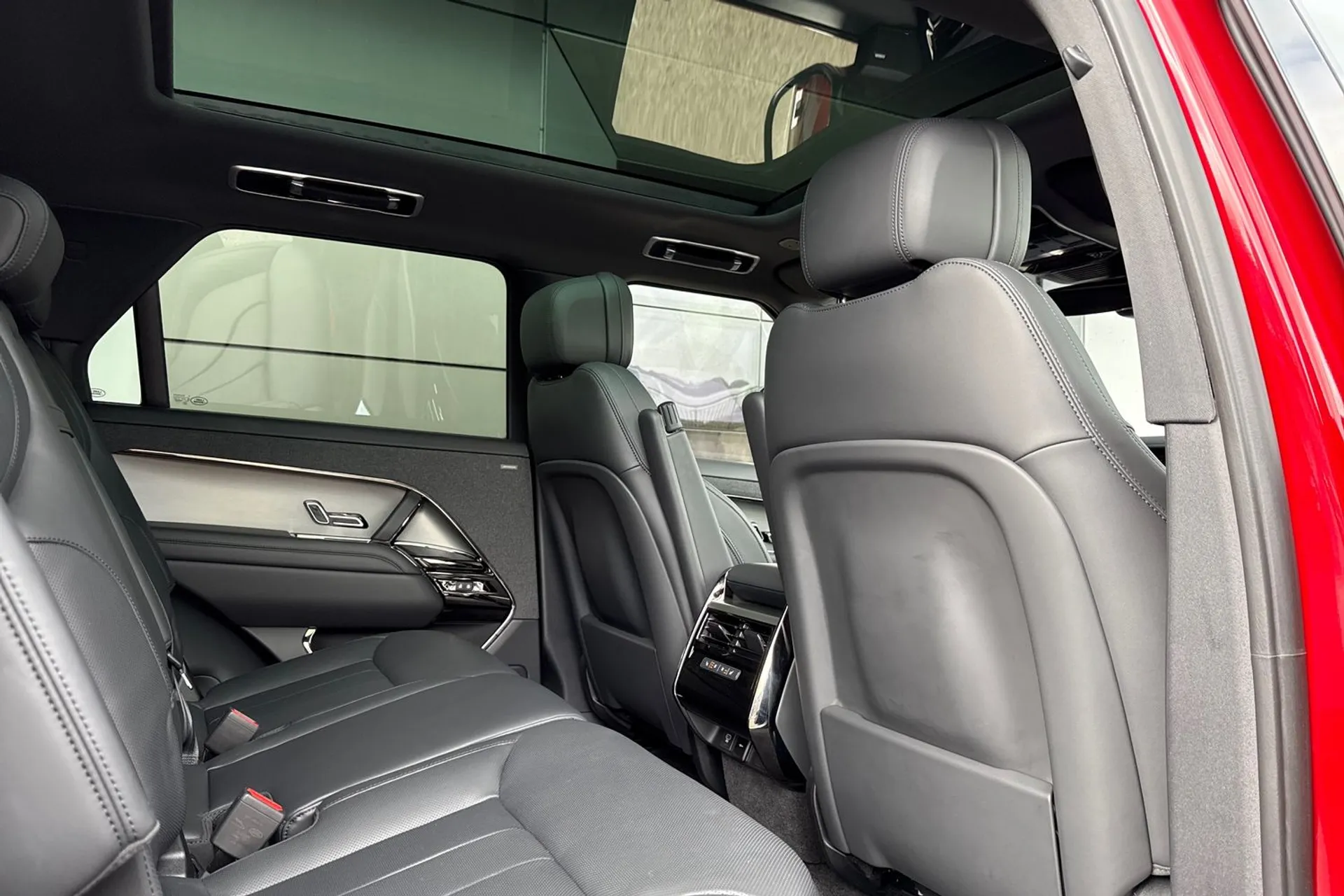 LAND ROVER RANGE ROVER SPORT thumbnail image number 35