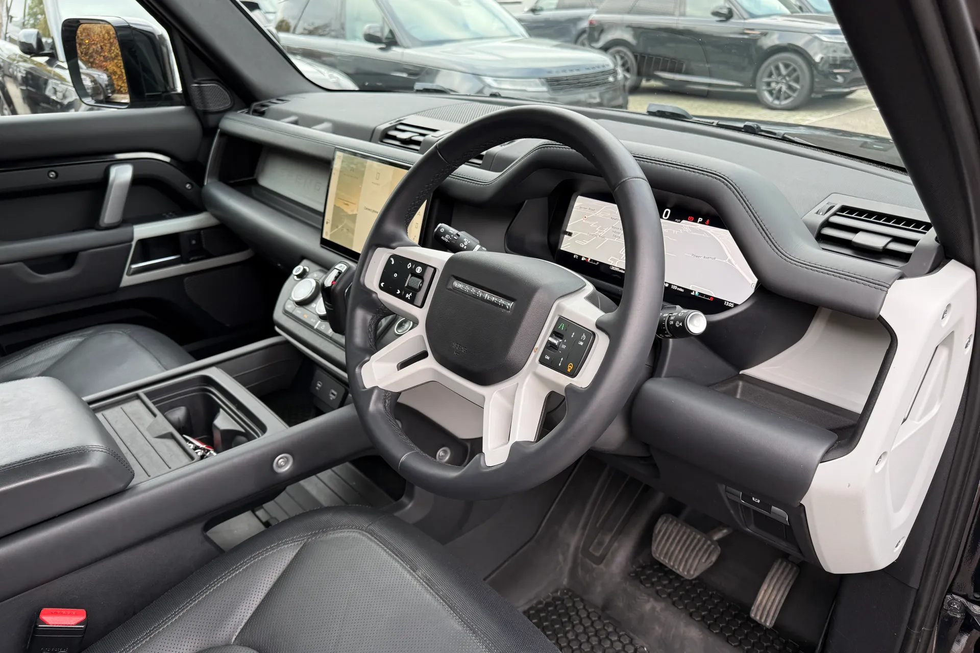 LAND ROVER DEFENDER thumbnail image number 41