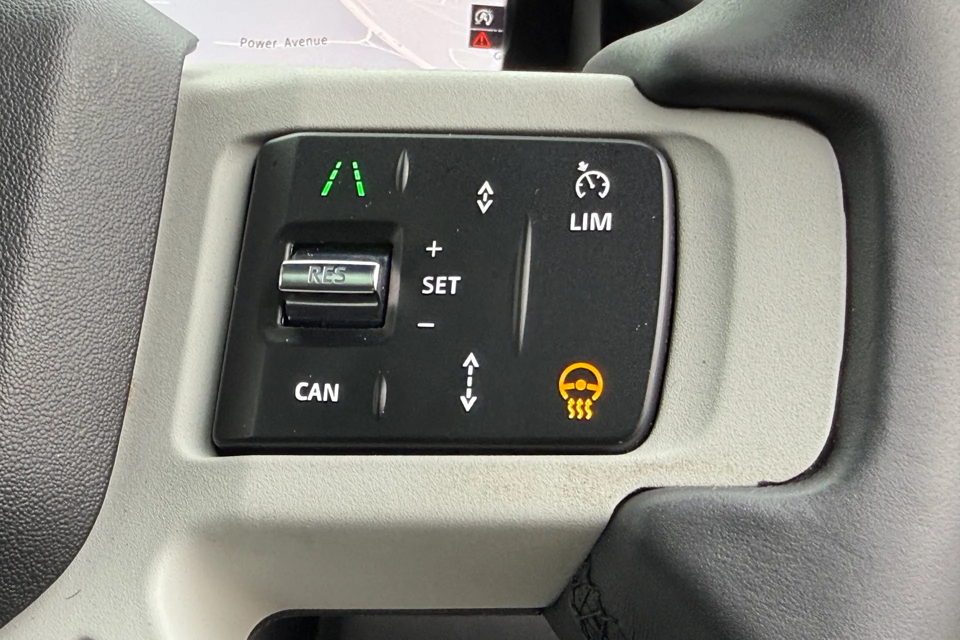 LAND ROVER DEFENDER thumbnail image number 48