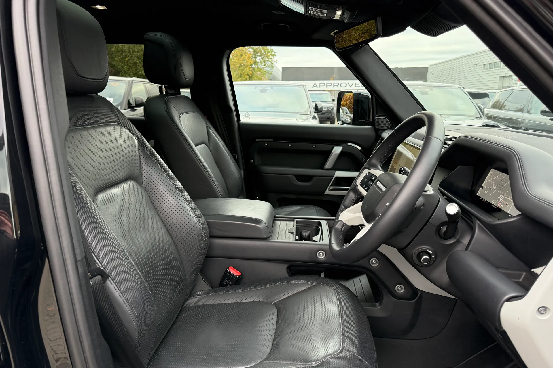 LAND ROVER DEFENDER thumbnail image number 40