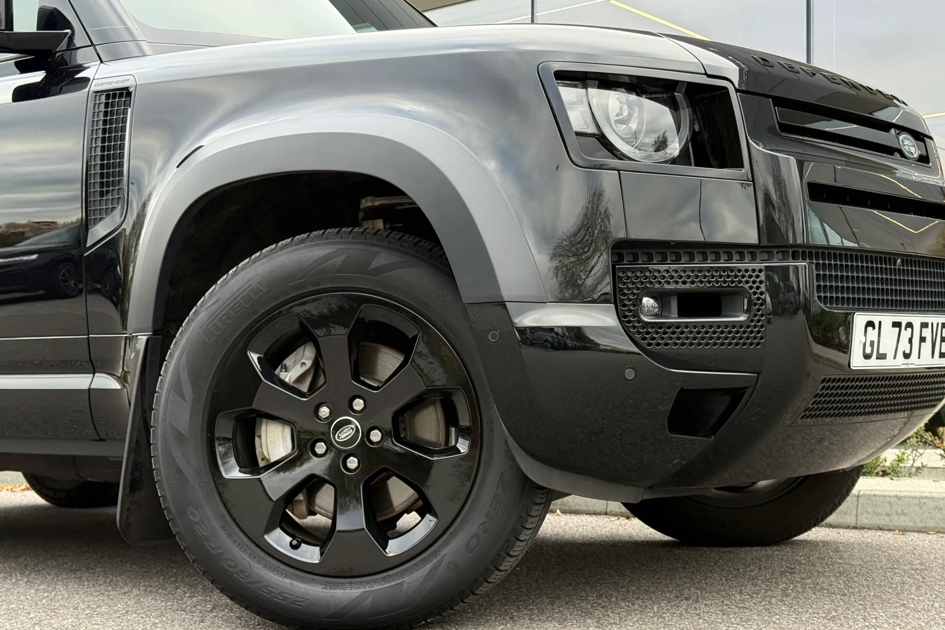 LAND ROVER DEFENDER thumbnail image number 12