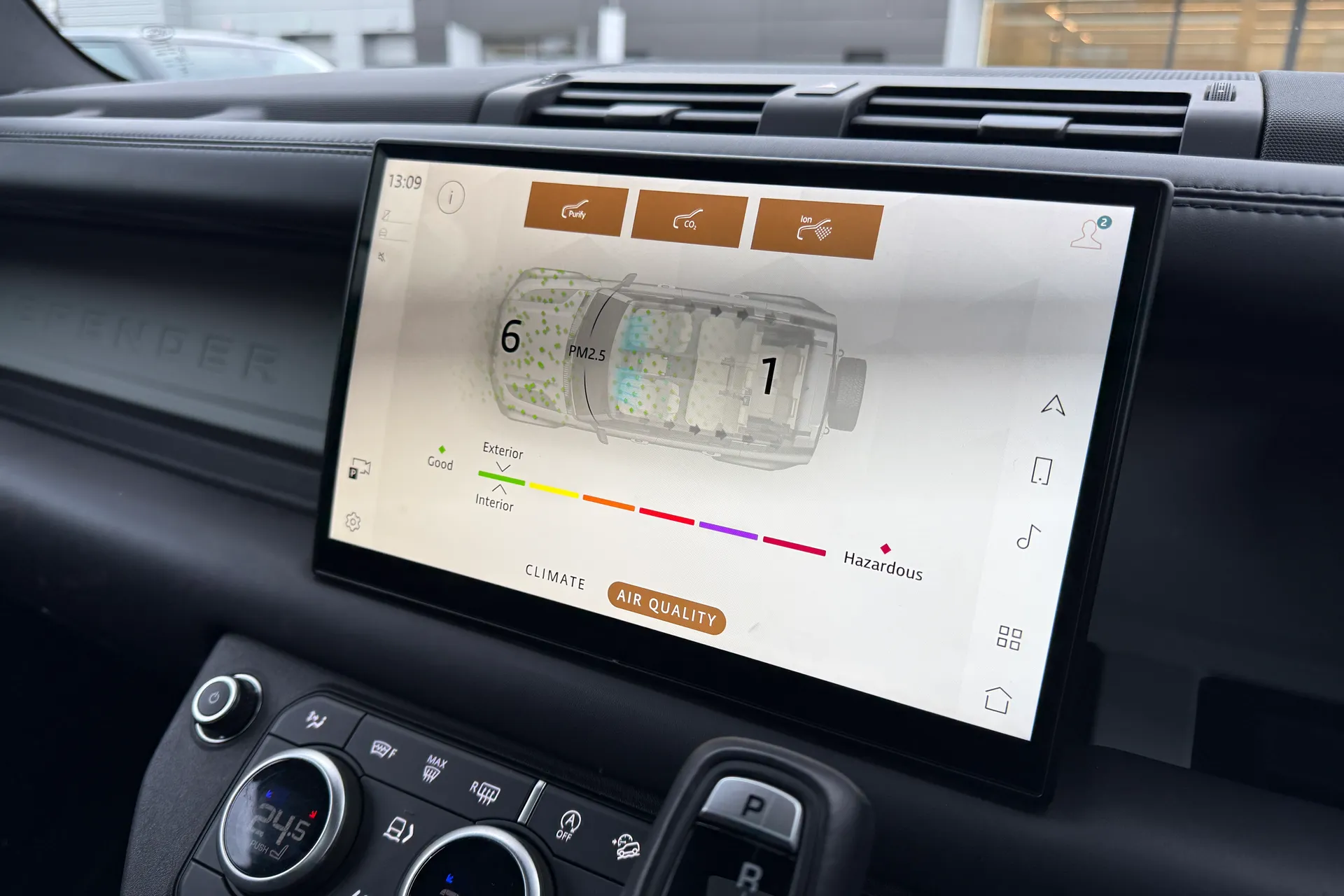 LAND ROVER DEFENDER thumbnail image number 59