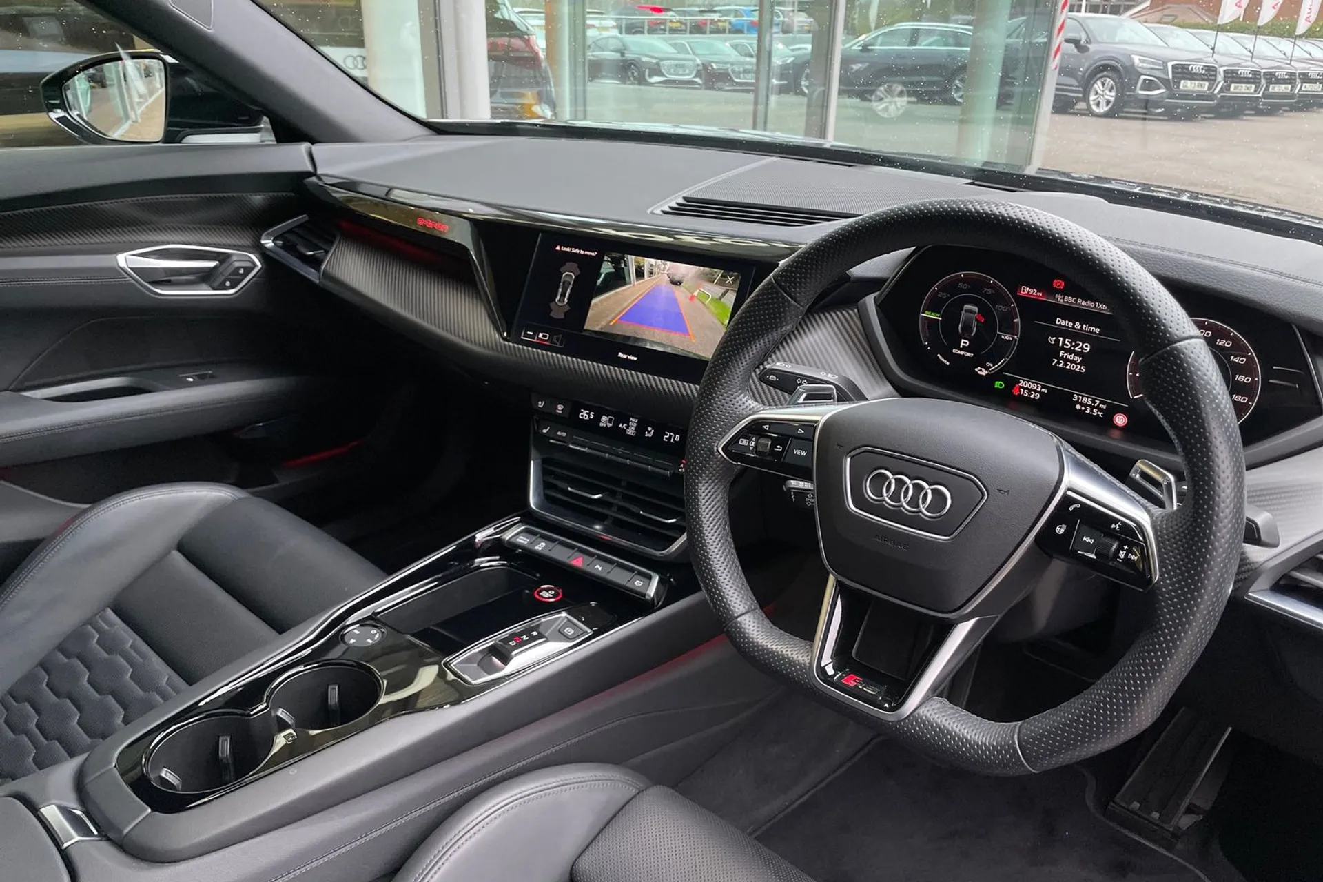 Audi RS e-tron GT thumbnail image number 9