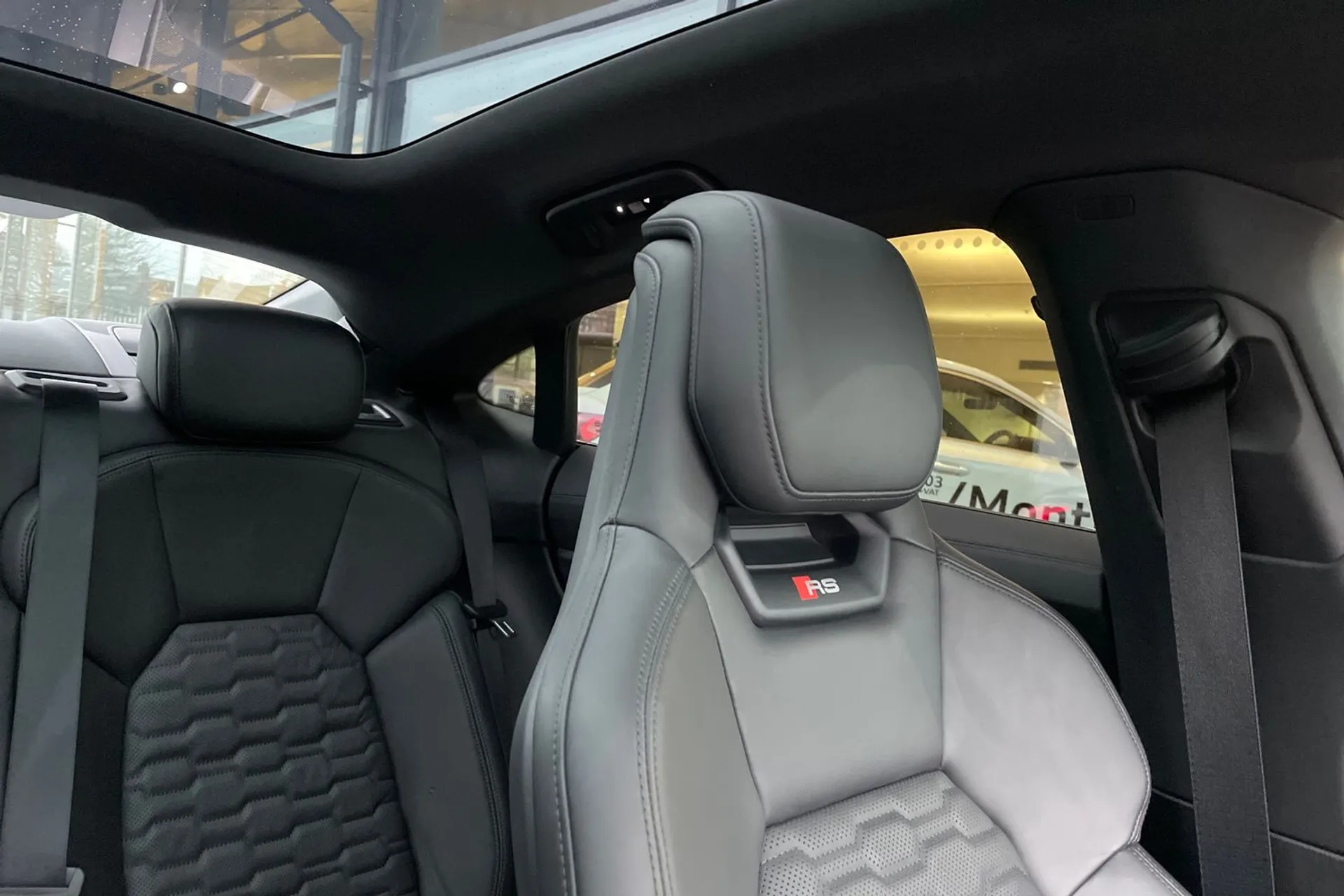 Audi RS e-tron GT thumbnail image number 46