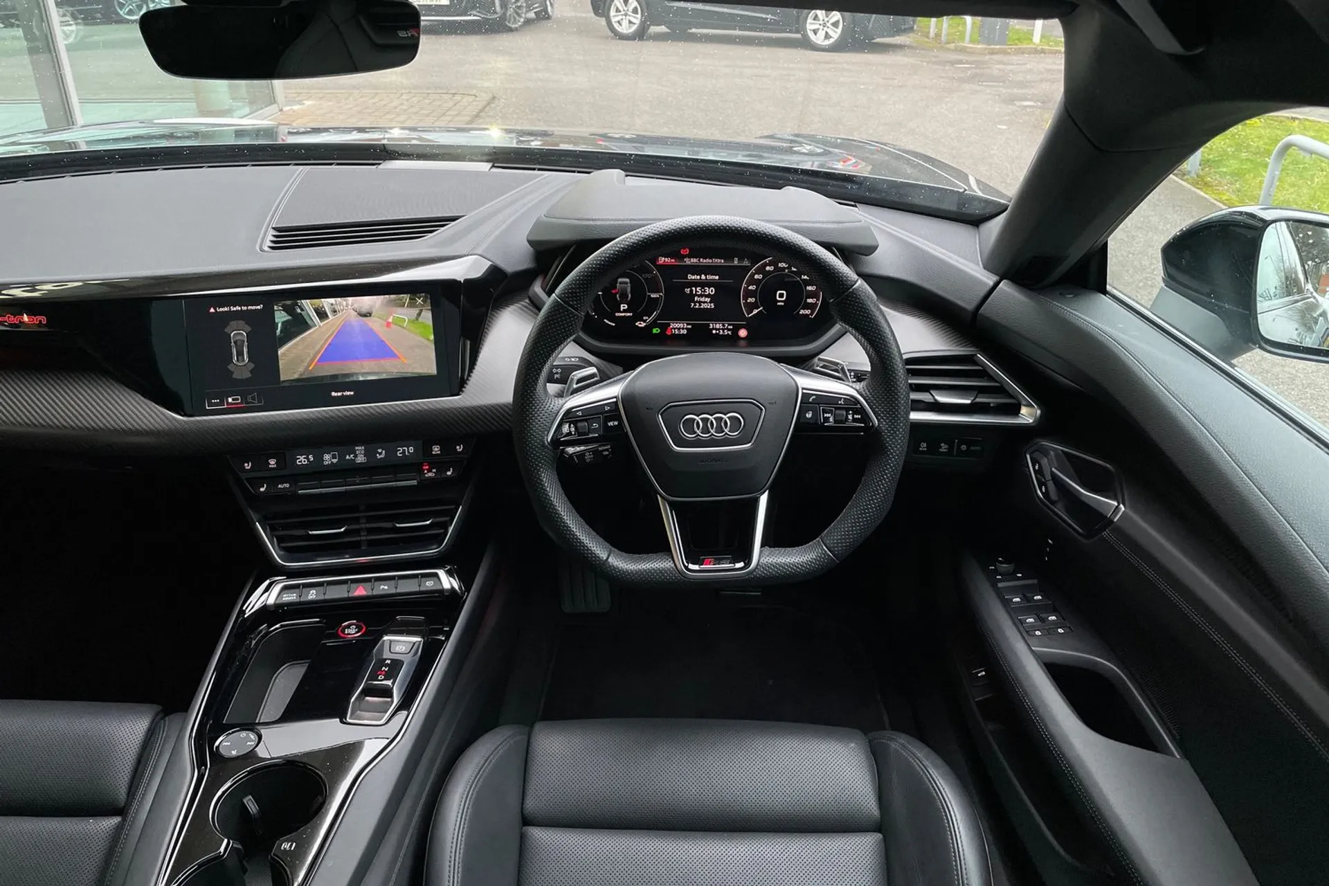 Audi RS e-tron GT thumbnail image number 33