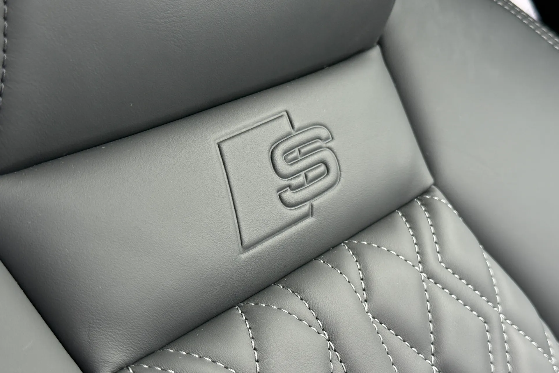 Audi A3 thumbnail image number 26