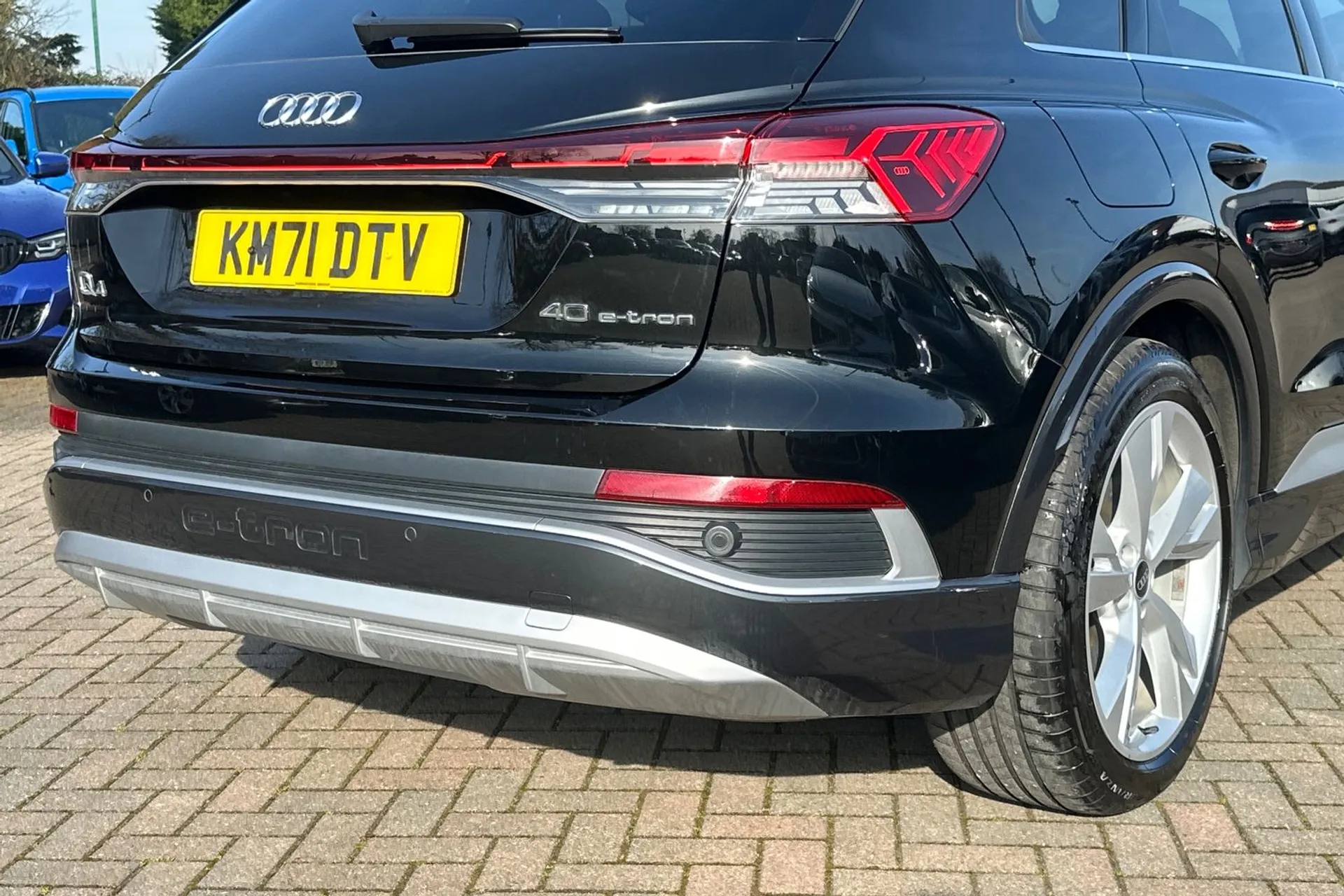 Audi Q4 thumbnail image number 23
