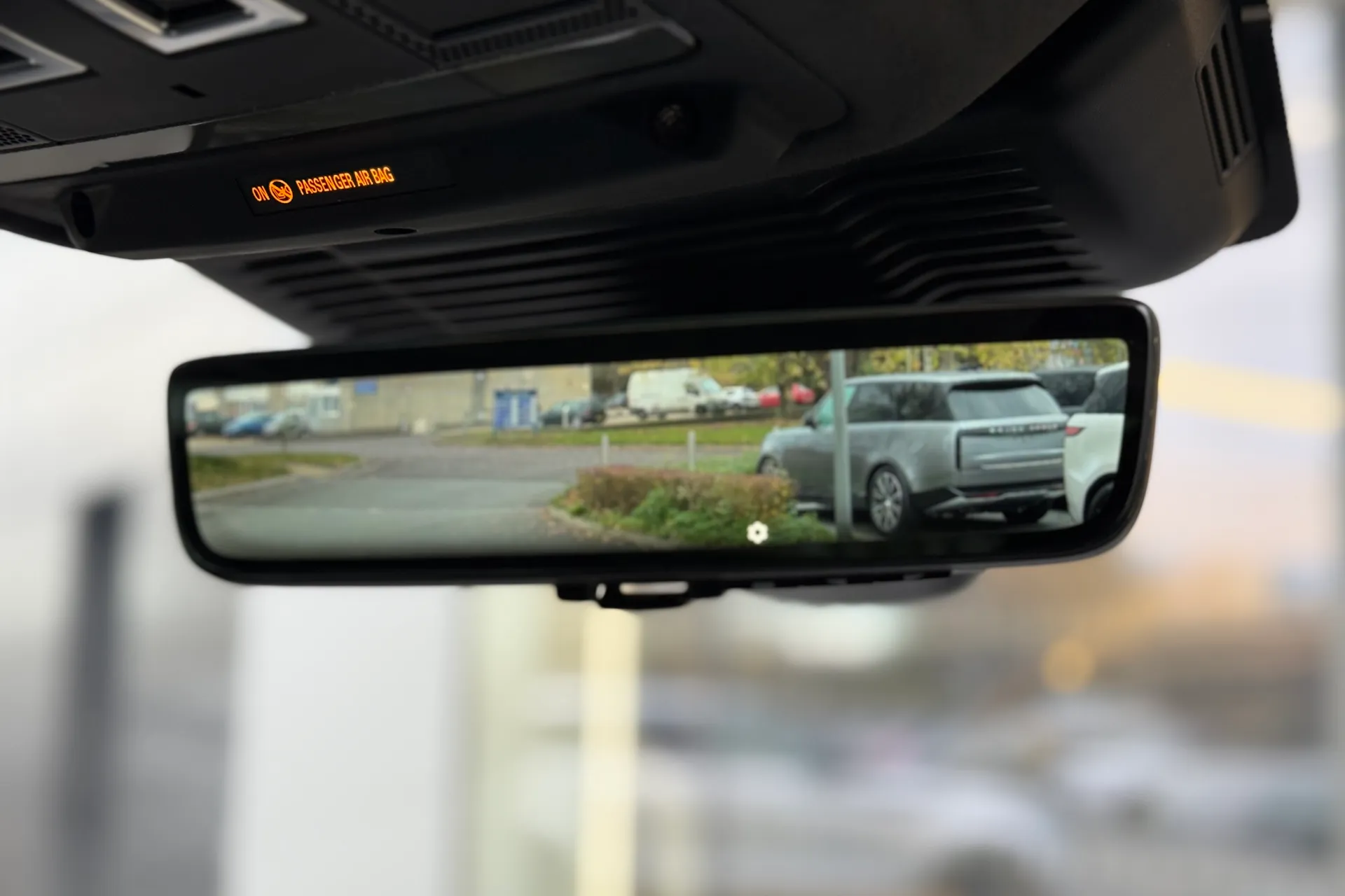 LAND ROVER RANGE ROVER EVOQUE thumbnail image number 24