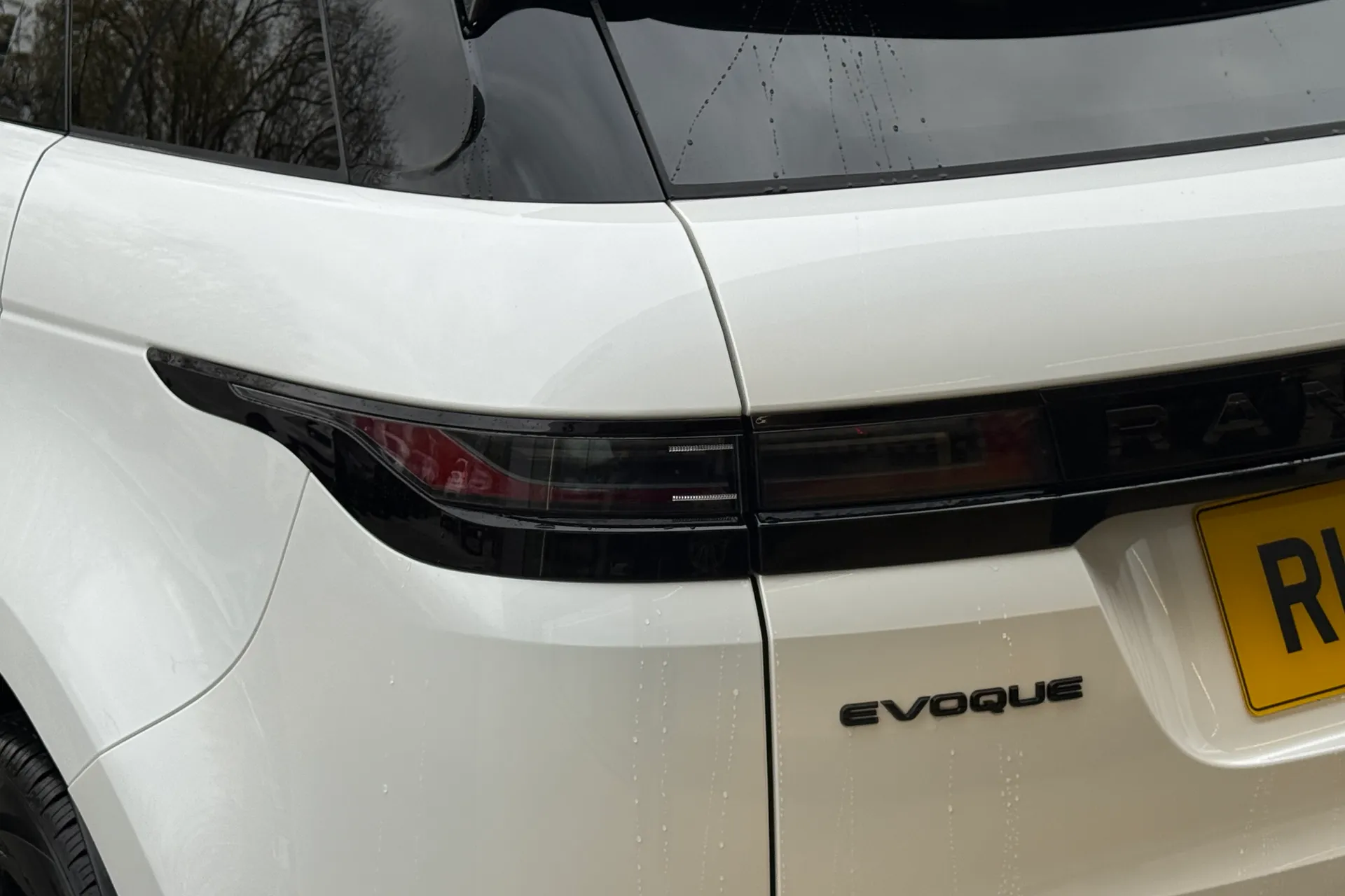 LAND ROVER RANGE ROVER EVOQUE thumbnail image number 19