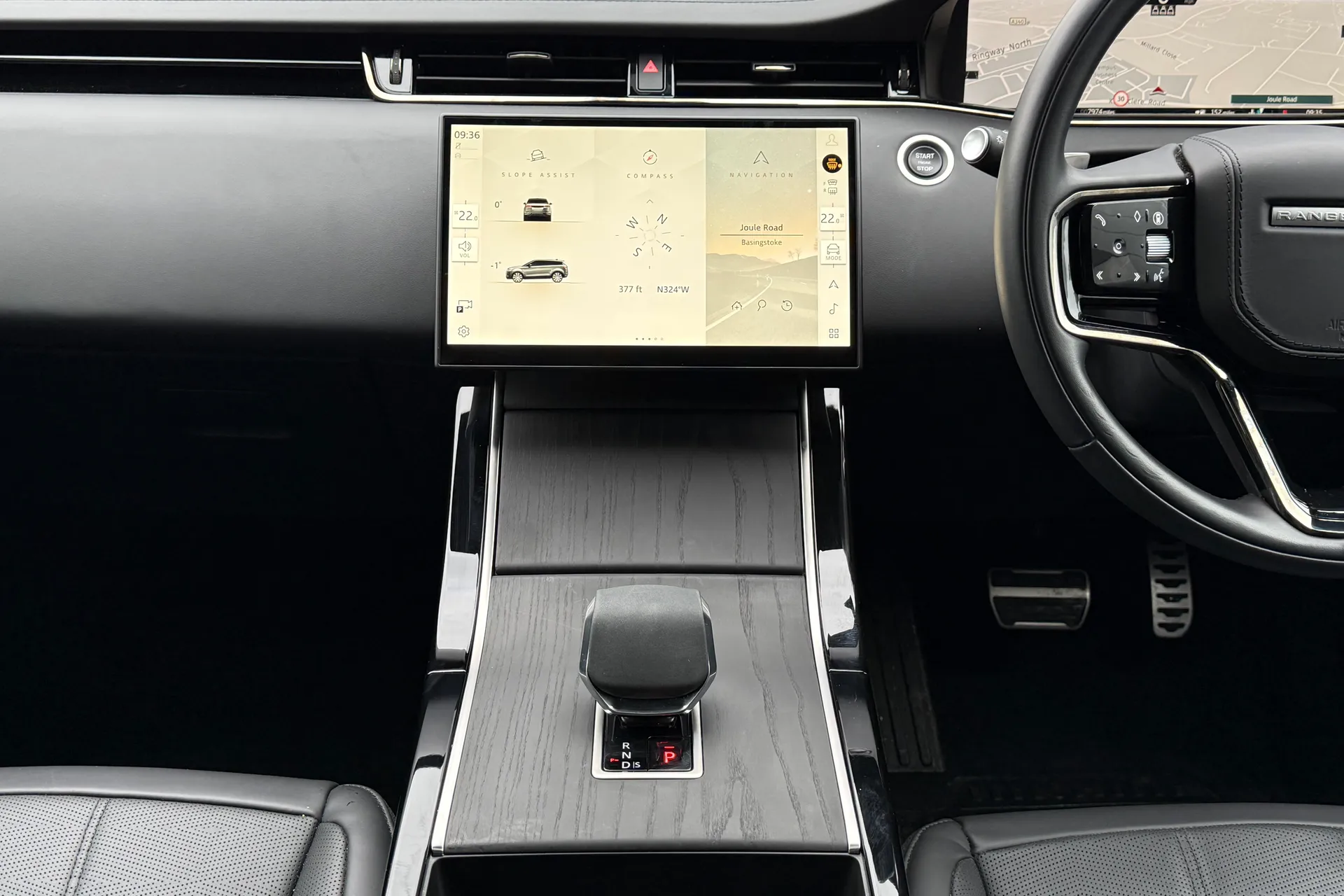 LAND ROVER RANGE ROVER EVOQUE thumbnail image number 14