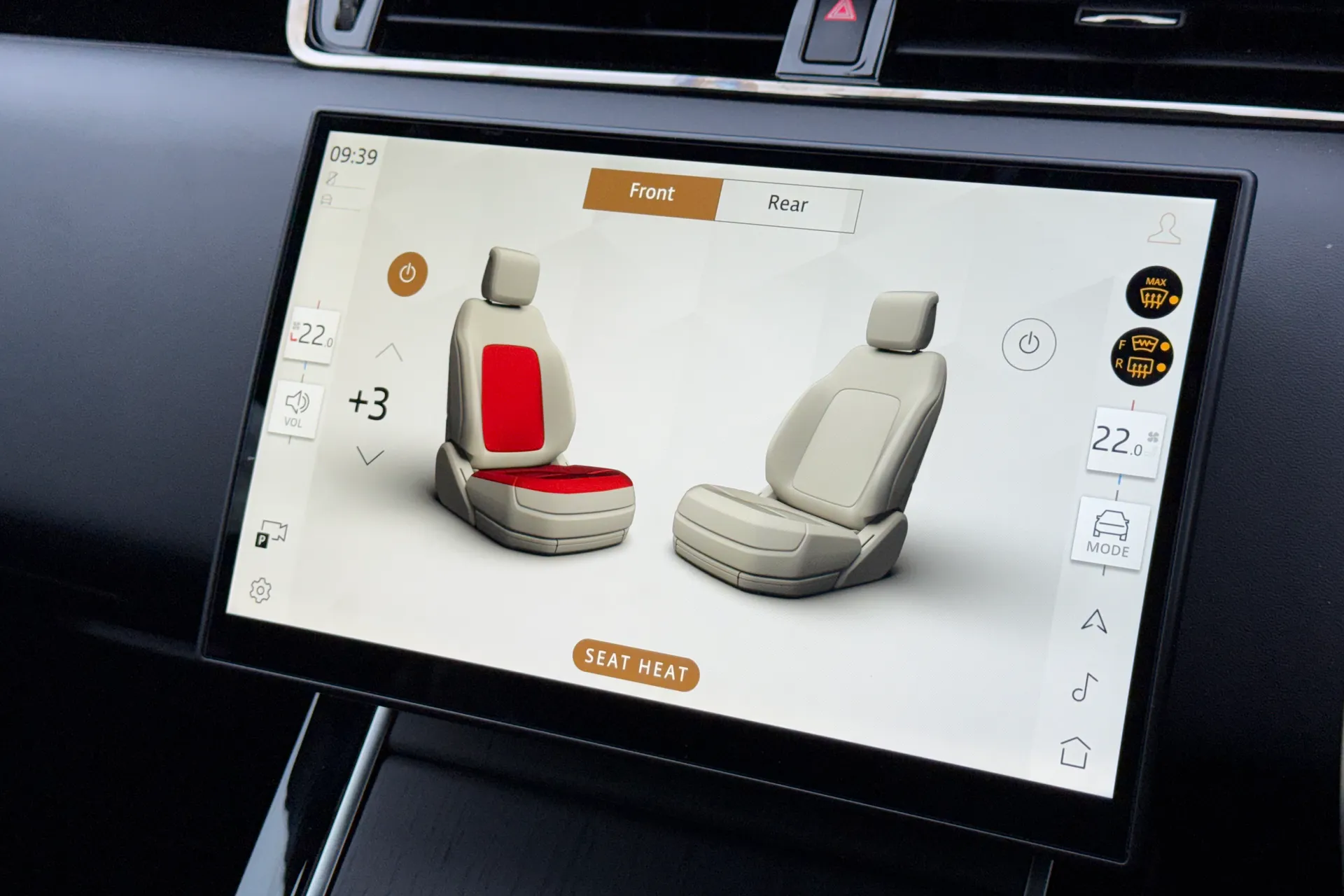 LAND ROVER RANGE ROVER EVOQUE thumbnail image number 25