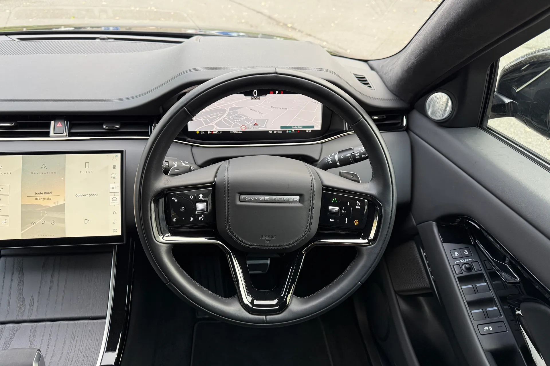 LAND ROVER RANGE ROVER EVOQUE thumbnail image number 15