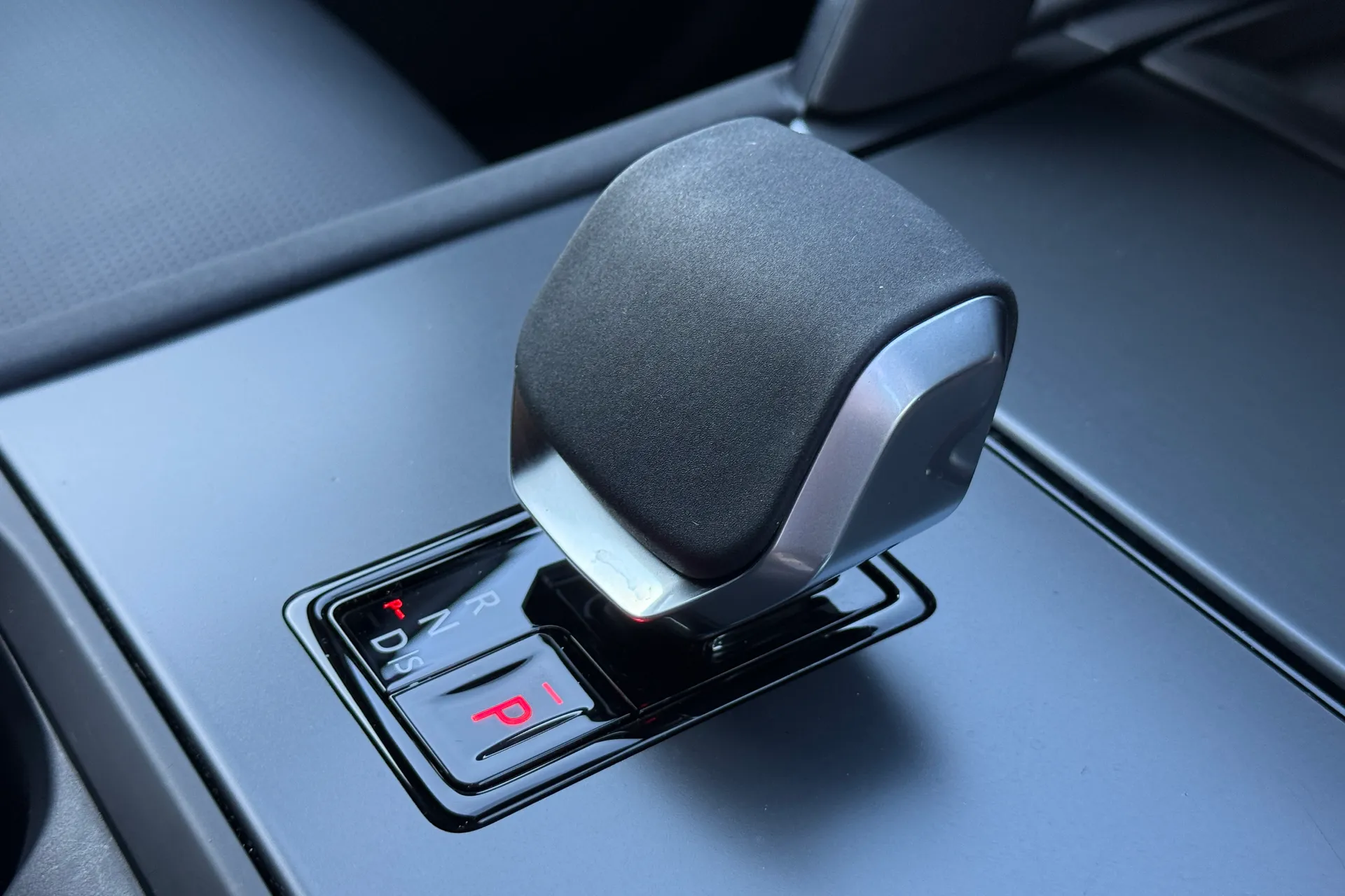 LAND ROVER DISCOVERY SPORT thumbnail image number 20