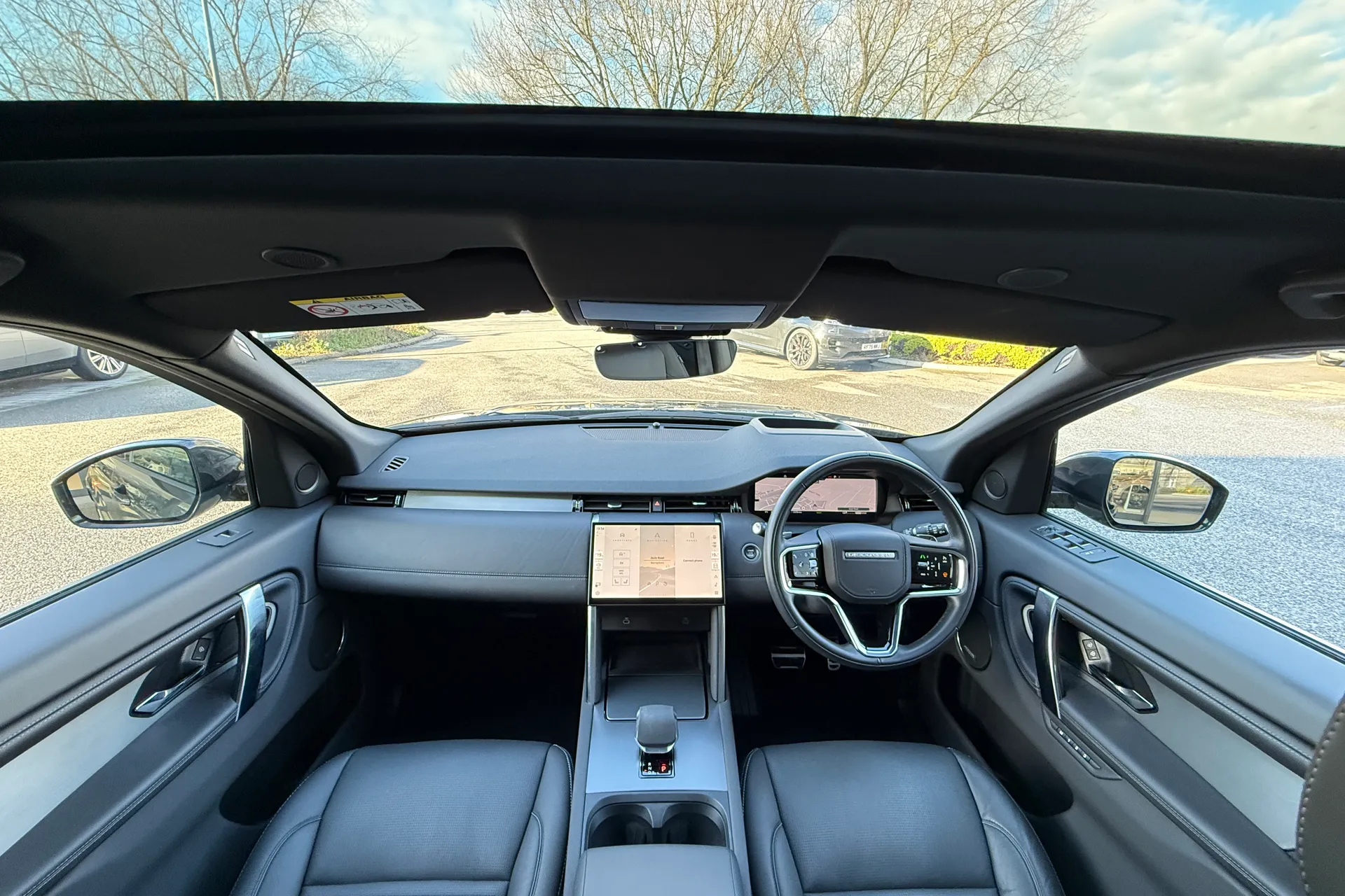 LAND ROVER DISCOVERY SPORT thumbnail image number 3