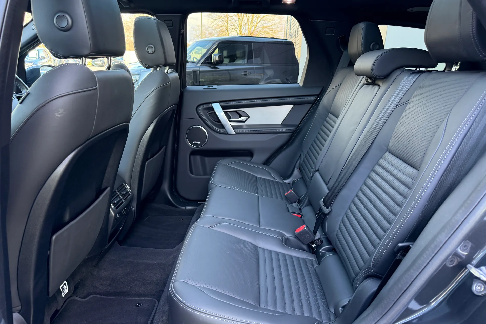 LAND ROVER DISCOVERY SPORT thumbnail image number 49