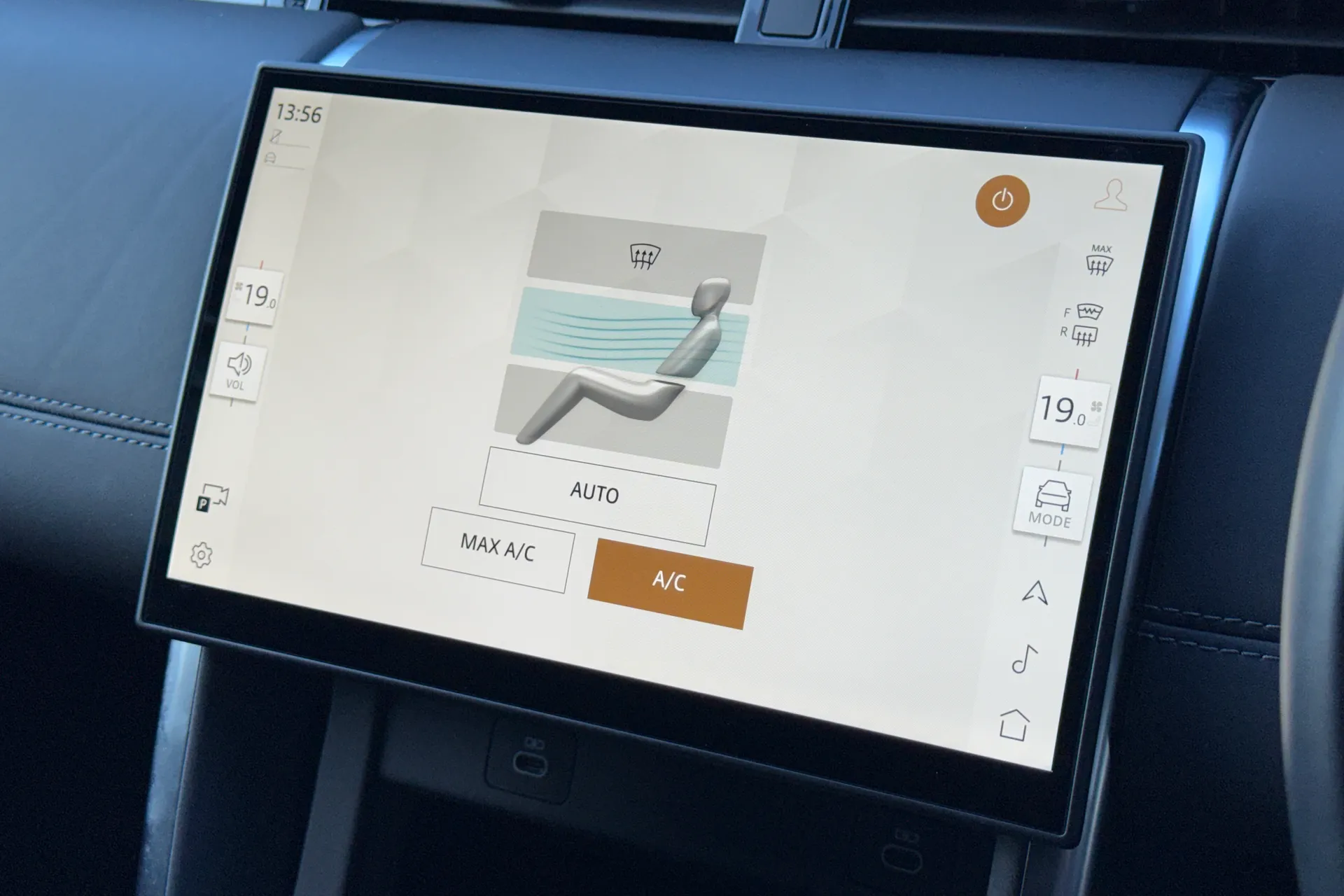 LAND ROVER DISCOVERY SPORT thumbnail image number 17