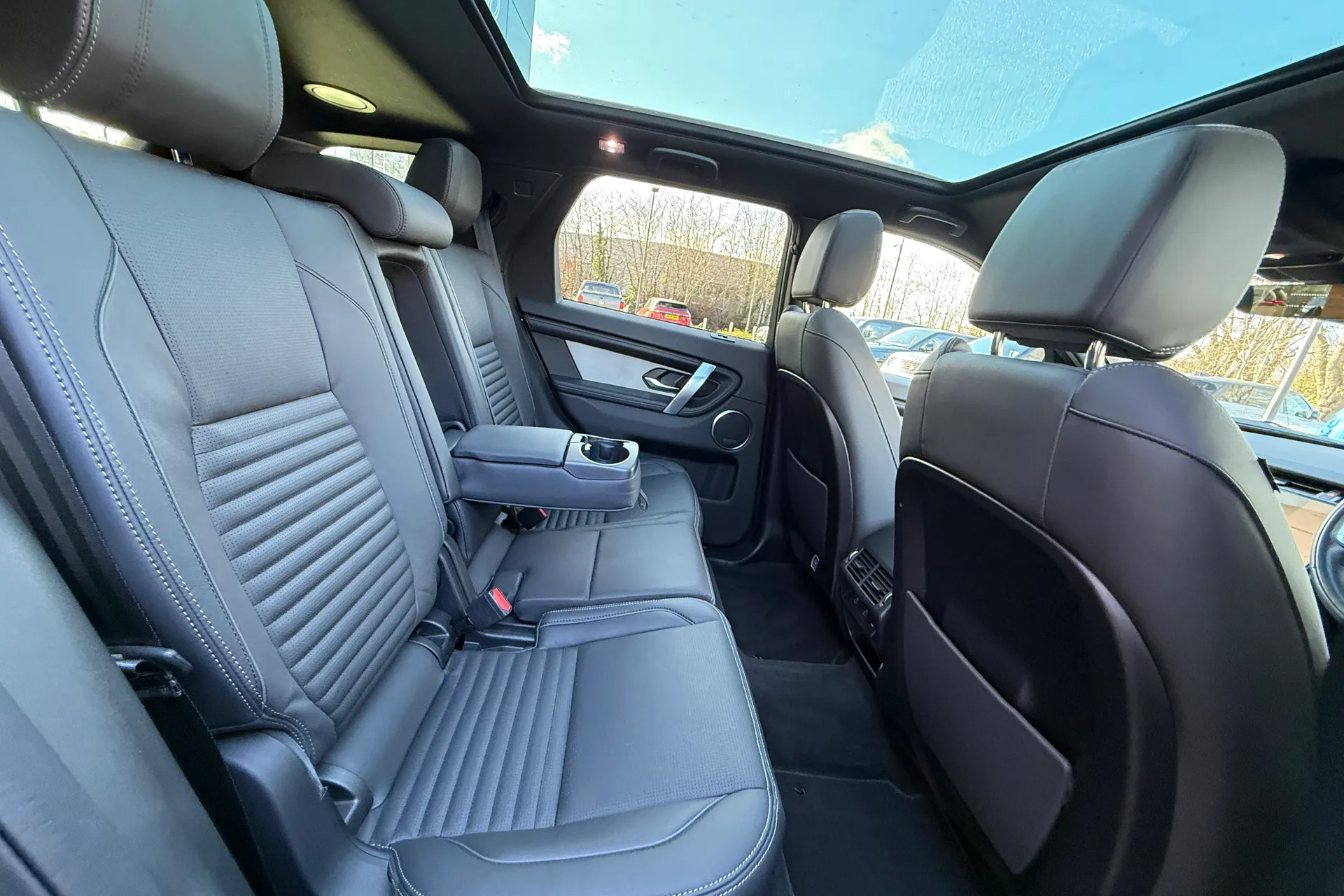 LAND ROVER DISCOVERY SPORT thumbnail image number 41