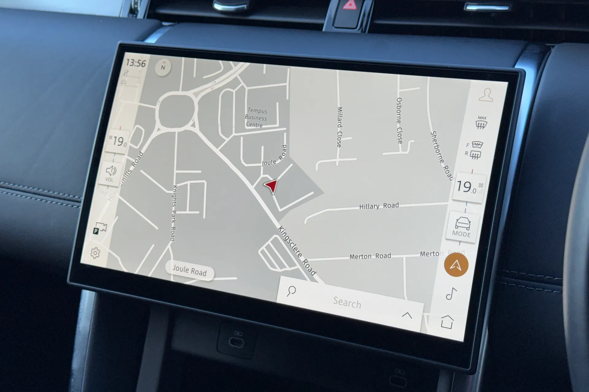 LAND ROVER DISCOVERY SPORT thumbnail image number 30