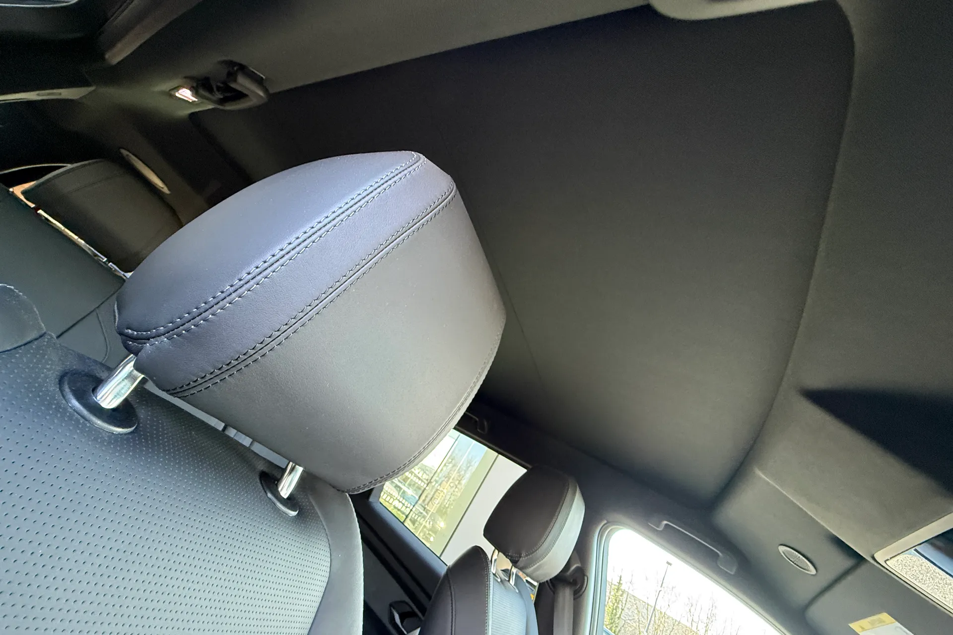 LAND ROVER DISCOVERY SPORT thumbnail image number 37