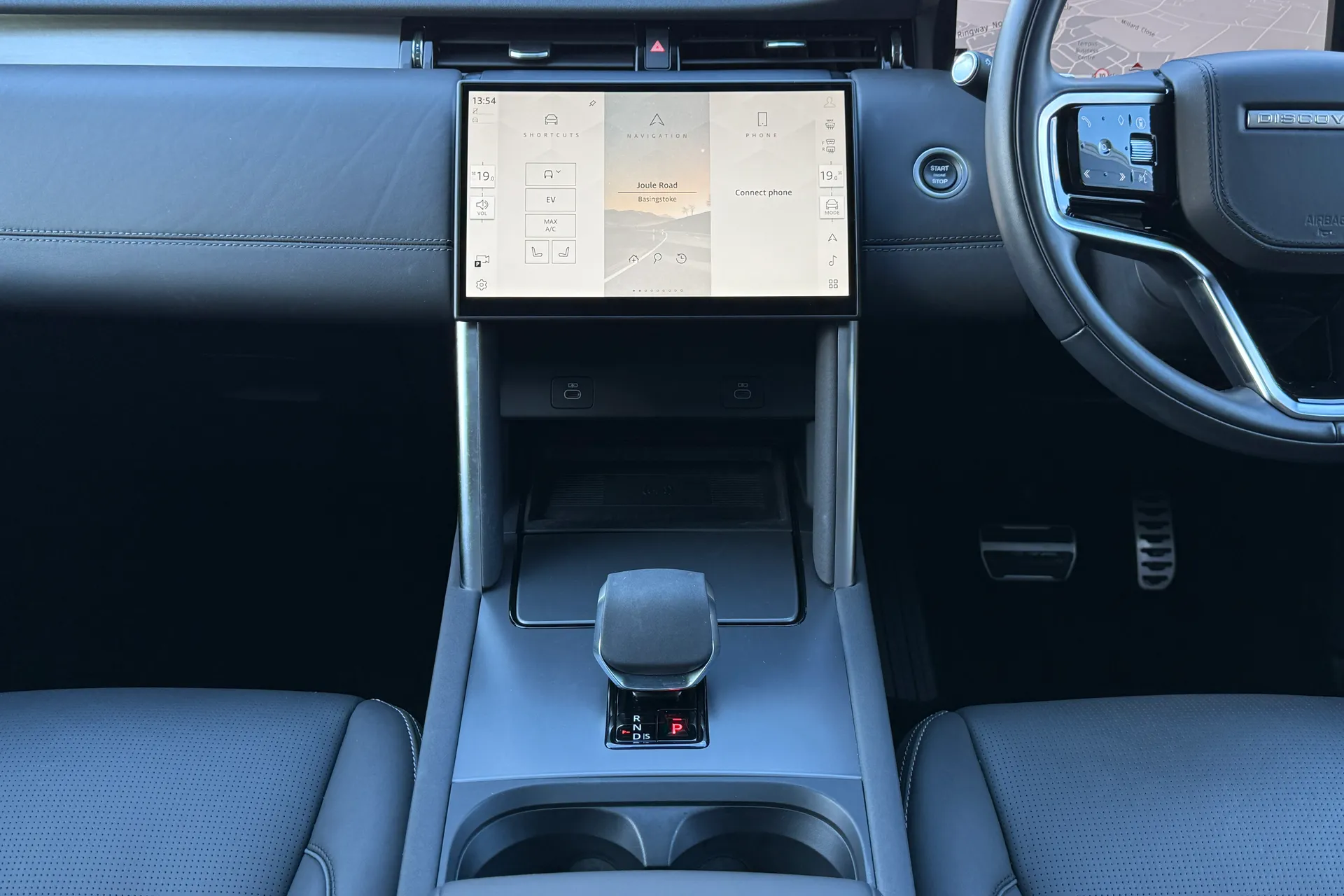 LAND ROVER DISCOVERY SPORT thumbnail image number 15