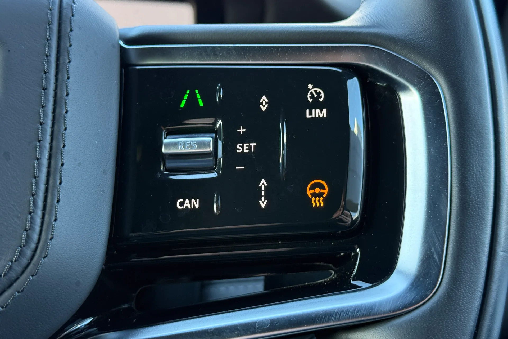 LAND ROVER DISCOVERY SPORT thumbnail image number 29